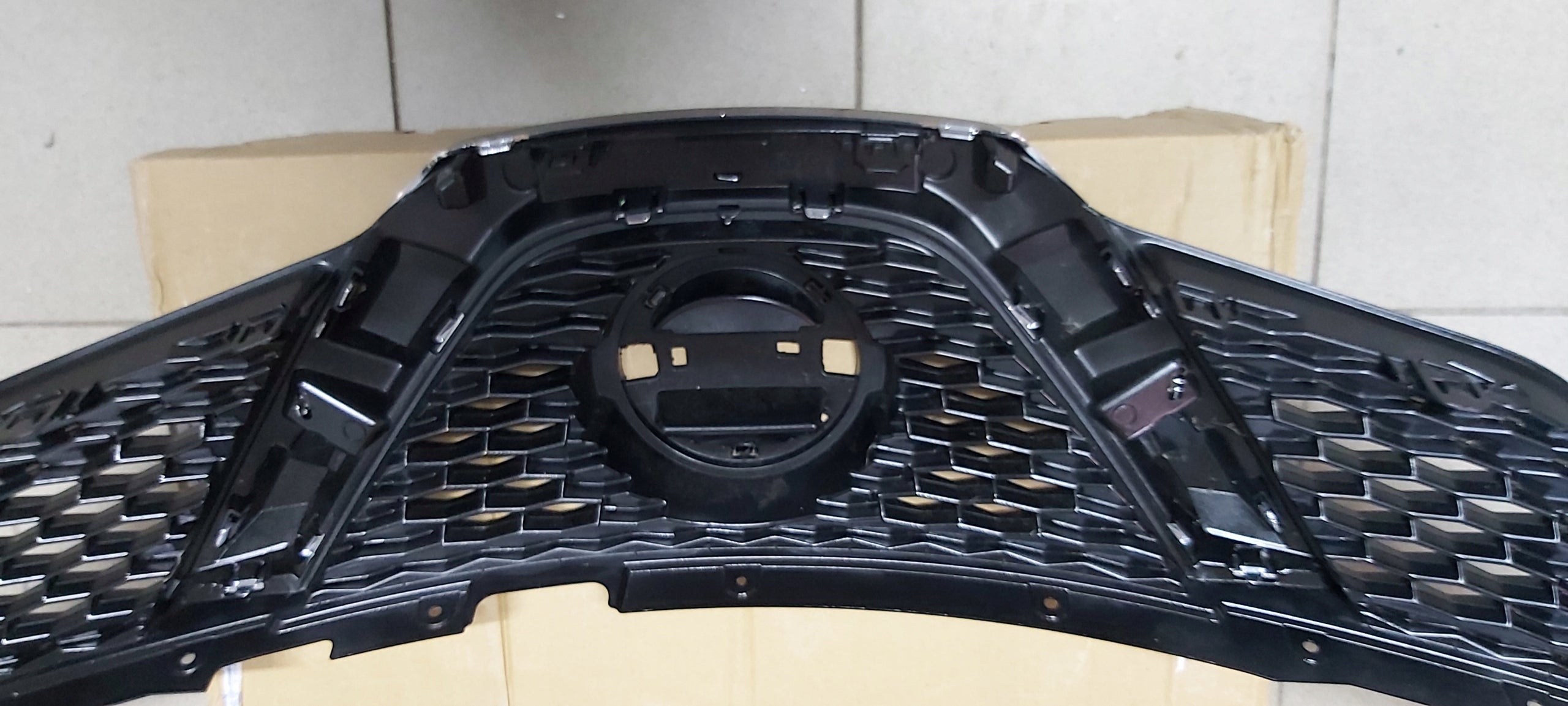 Kühlergrill Nissan J11 4 QASHQAI FRONTGRILL 623124EA0D Kühlergitter