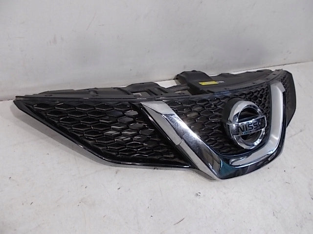 Kühlergrill Nissan 4 QASHQAI FRONTGRILL 623124EA0D Kühlergitter