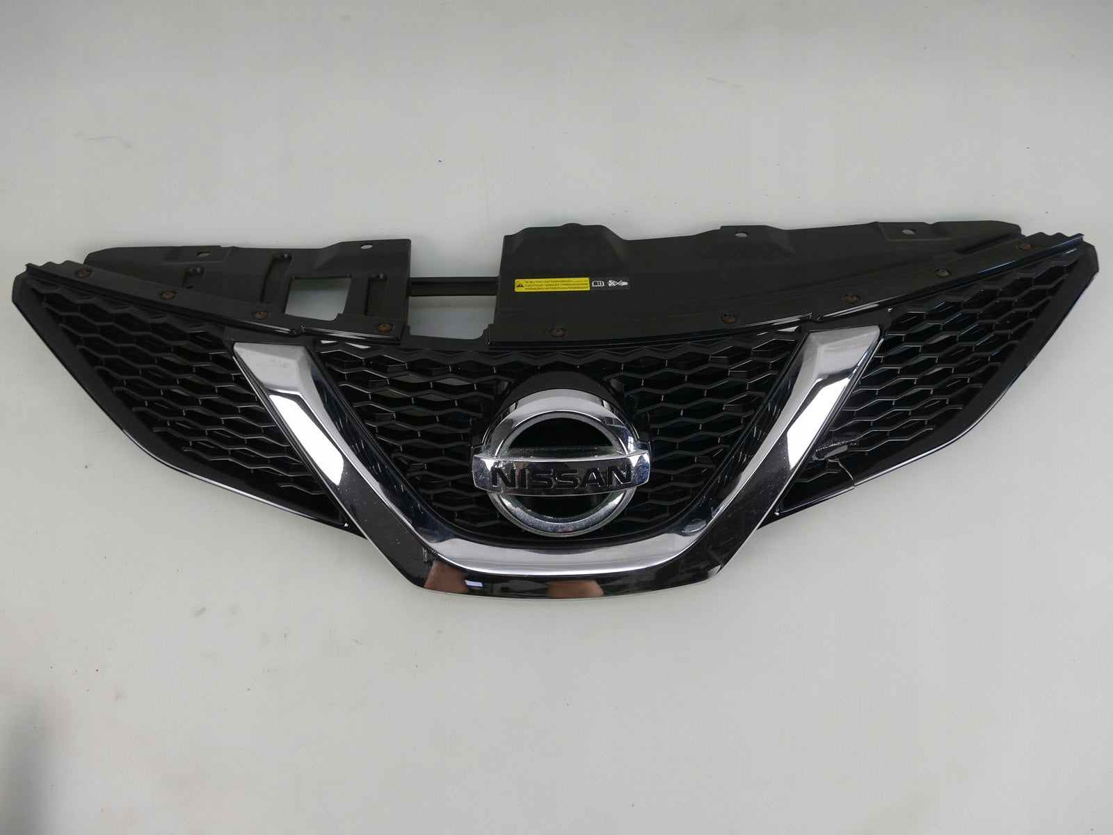 Kühlergrill Nissan 4 QASHQAI J11 FRONTGRILL 623124EA0D Kühlergitter