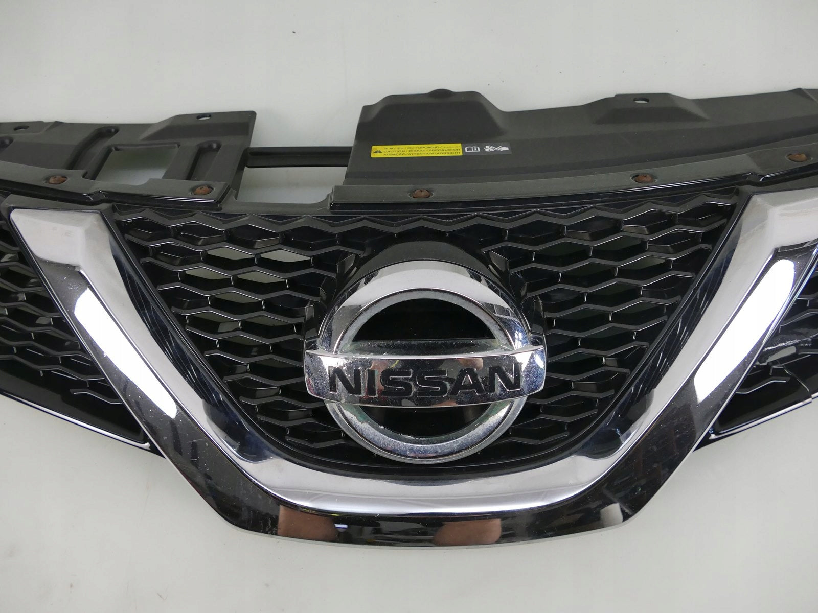 Kühlergrill Nissan 4 QASHQAI J11 FRONTGRILL 623124EA0D Kühlergitter