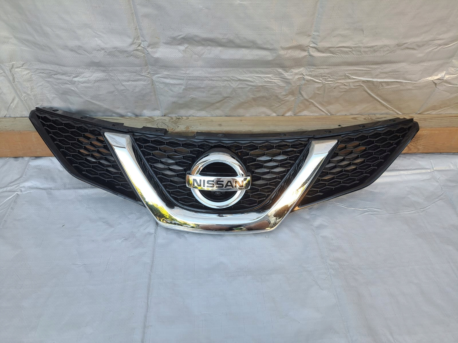 Kühlergrill Nissan 4 QASHQAI J11 FRONTGRILL 623124EA0D Kühlergitter