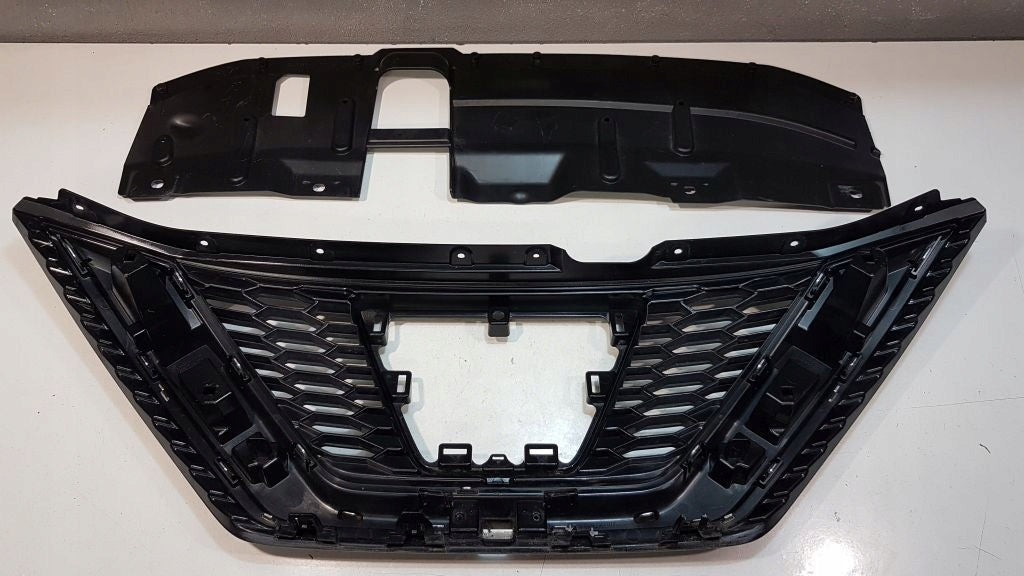 Kühlergrill Nissan QASHQAI FRONTGRILL 62310HV00A Kühlergitter