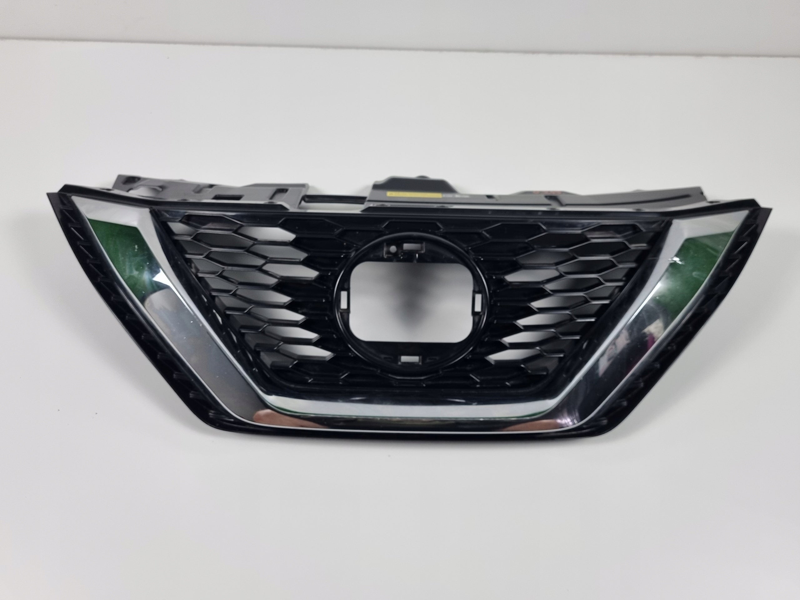 Kühlergrill Nissan QASHQAI J11 FRONTGRILL 62398HV80A Kühlergitter