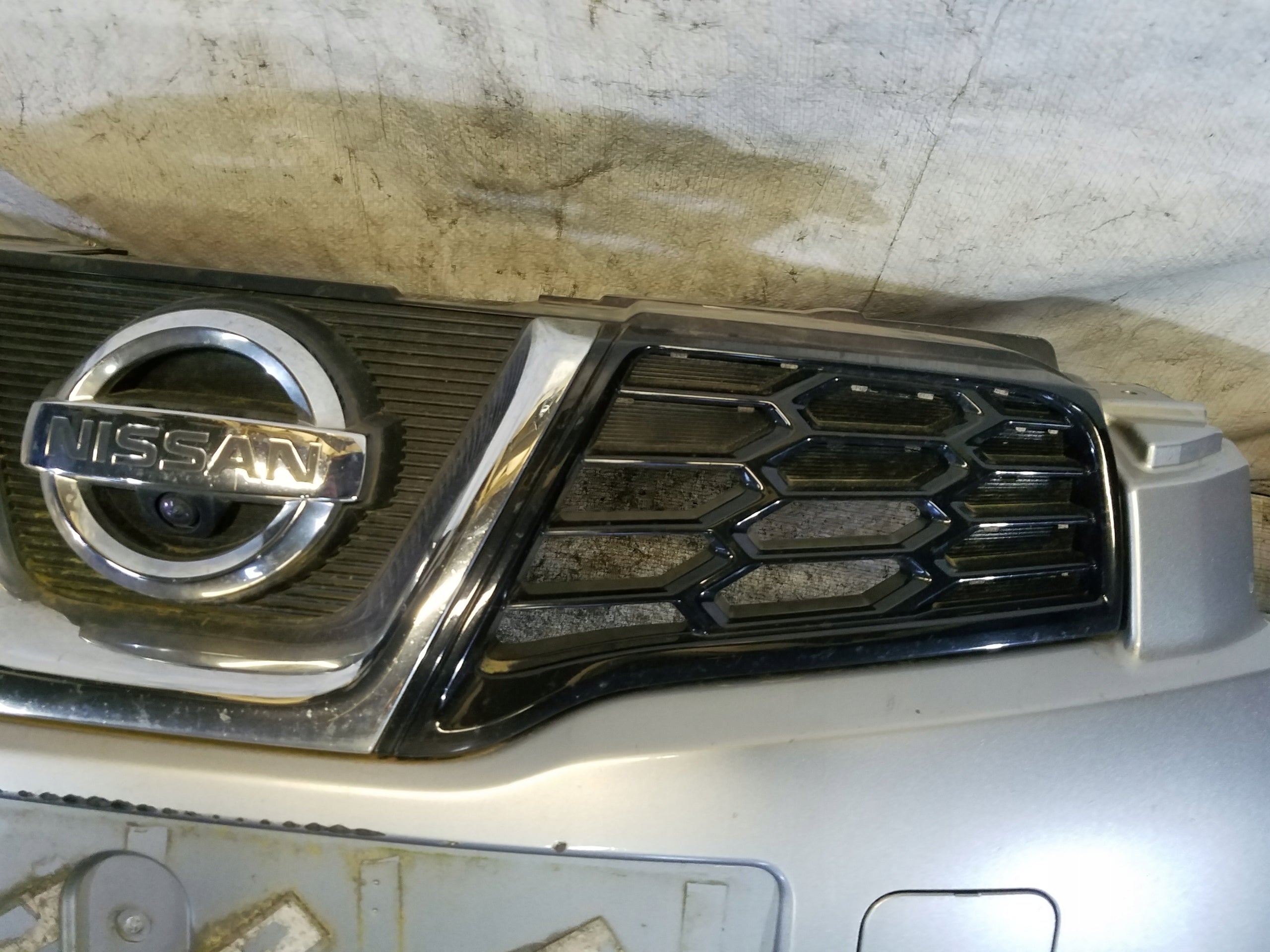 Kühlergrill Nissan QASHQAI J10 FRONTGRILL Kühlergitter