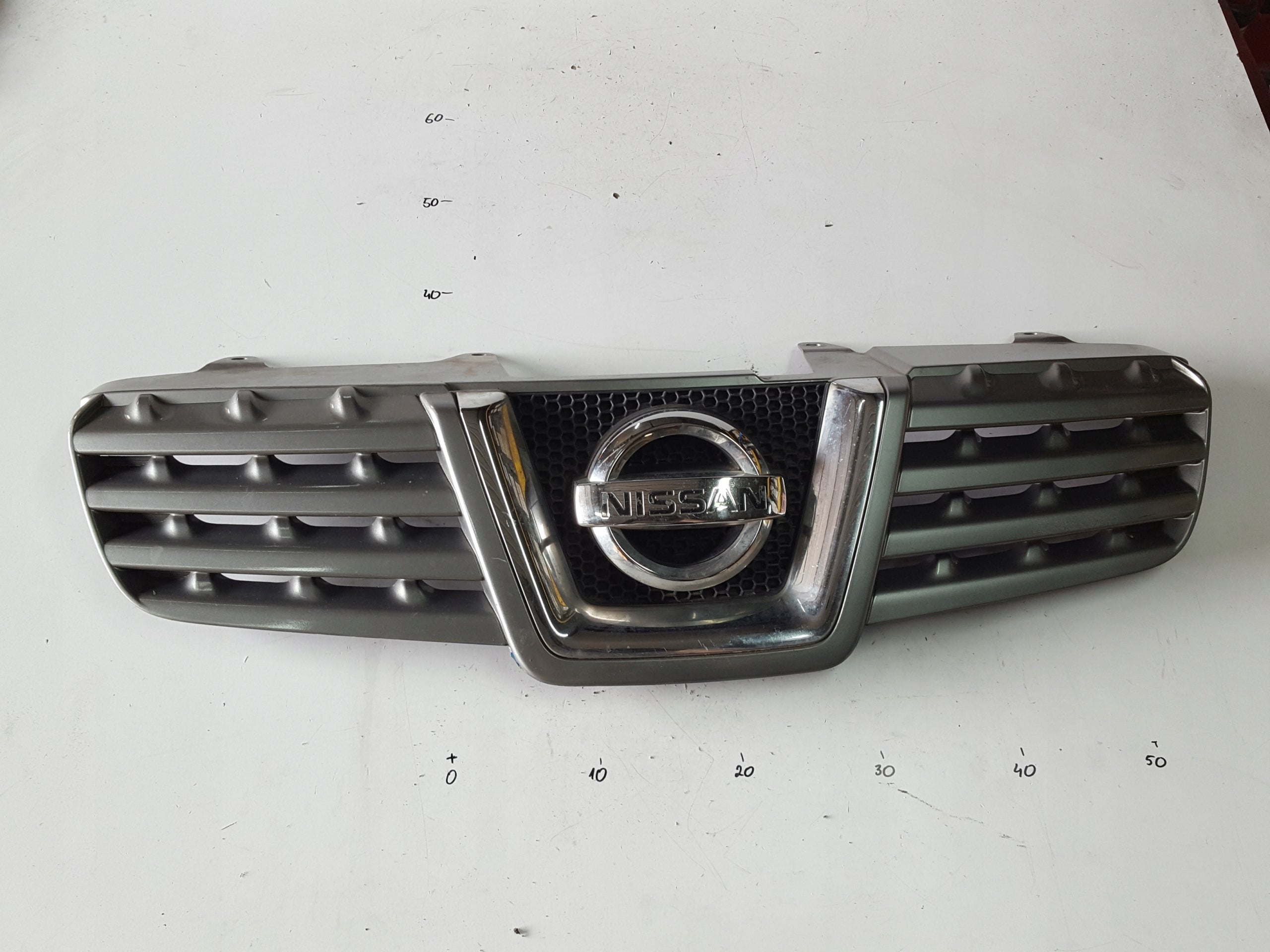 Kühlergrill Nissan J10 QASHQAI FRONTGRILL Kühlergitter