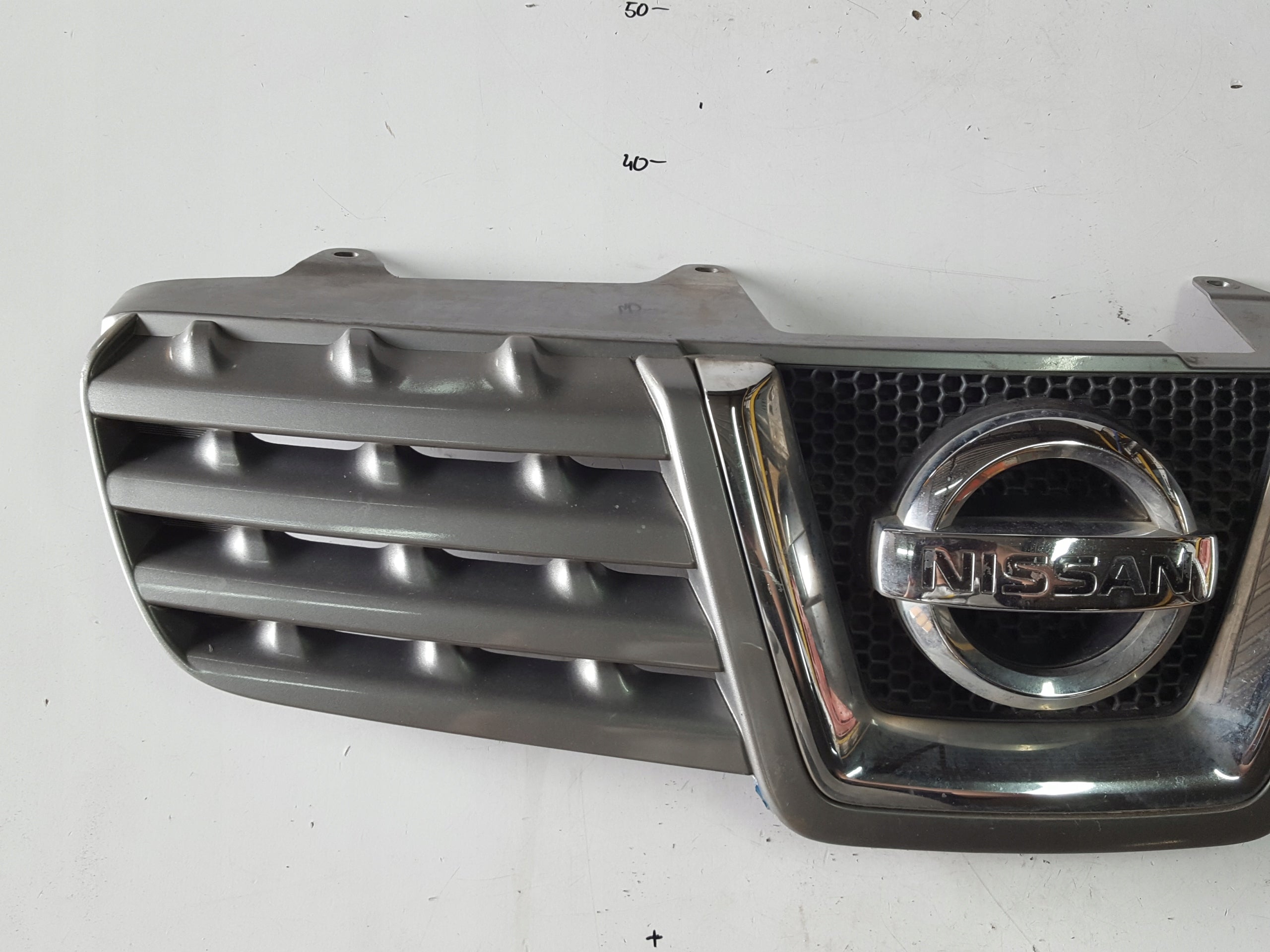 Kühlergrill Nissan J10 QASHQAI FRONTGRILL Kühlergitter