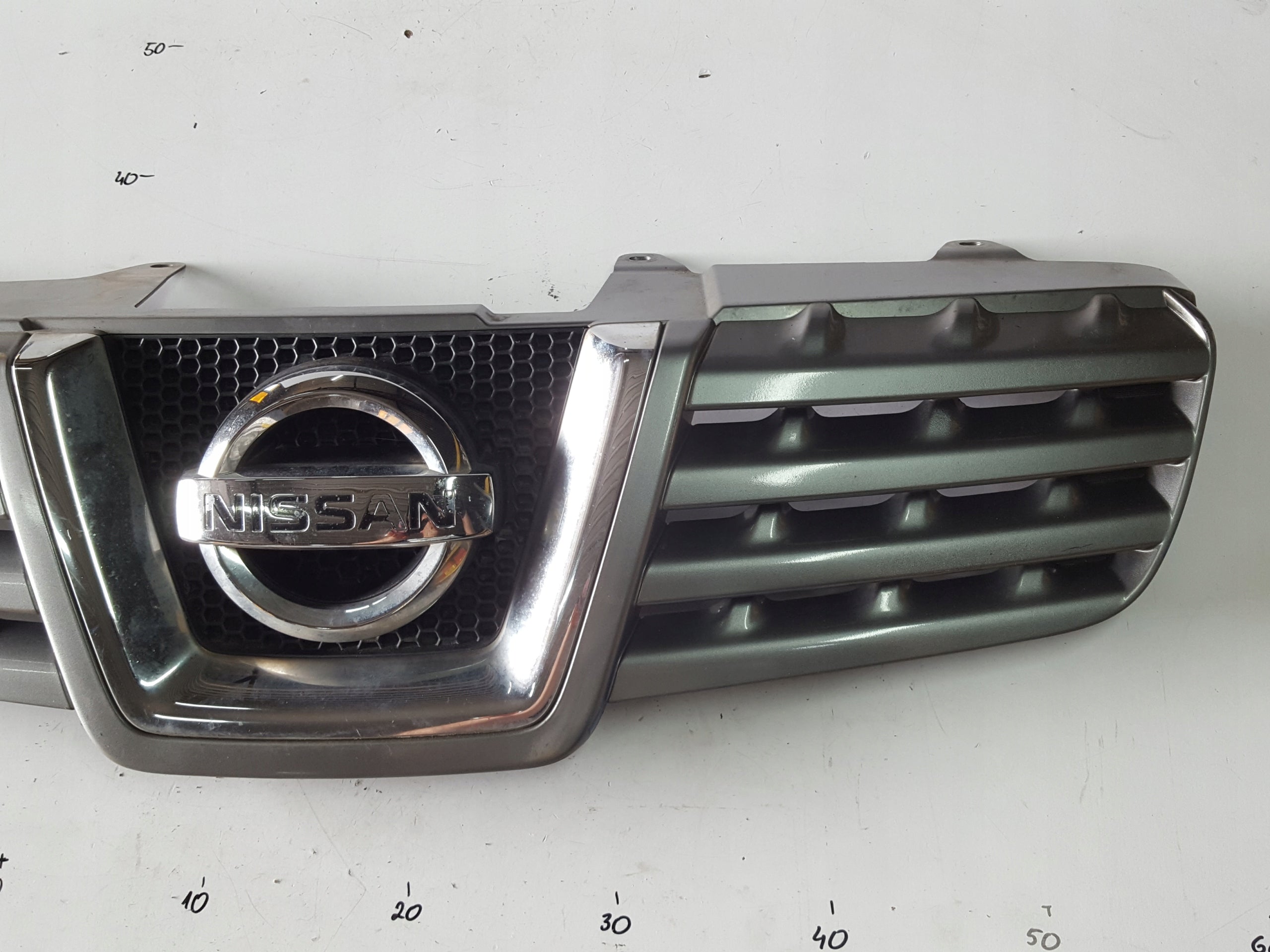 Kühlergrill Nissan J10 QASHQAI FRONTGRILL Kühlergitter