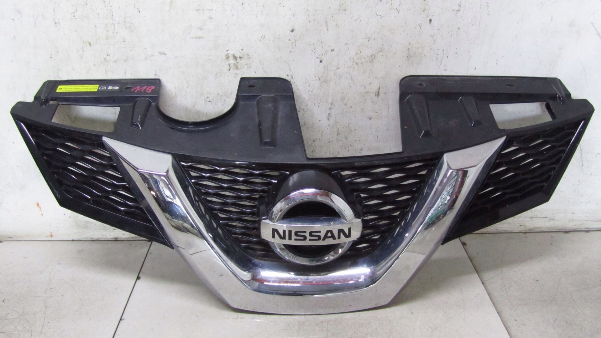 Kühlergrill Nissan XTRAIL T32 4 FRONTGRILL Kühlergitter