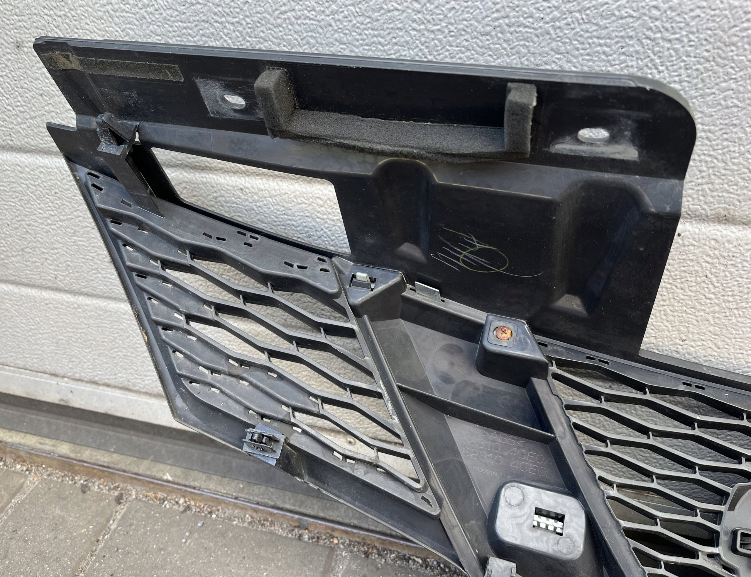 Kühlergrill Nissan XTRAIL T32 4 FRONTGRILL 623104CE0A Kühlergitter