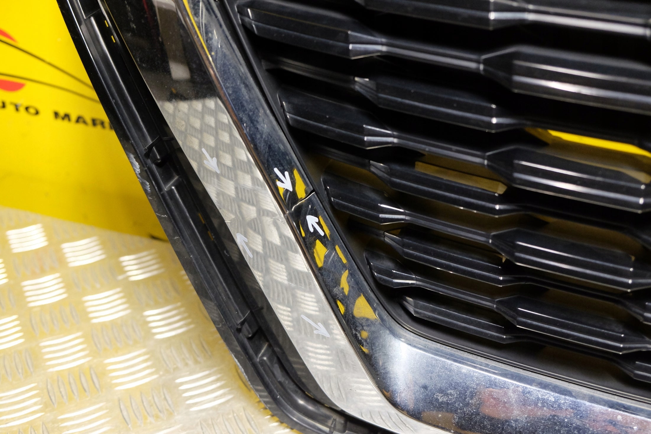 Kühlergrill Nissan ROGUE XTRAIL FRONTGRILL 623106RR0A Kühlergitter