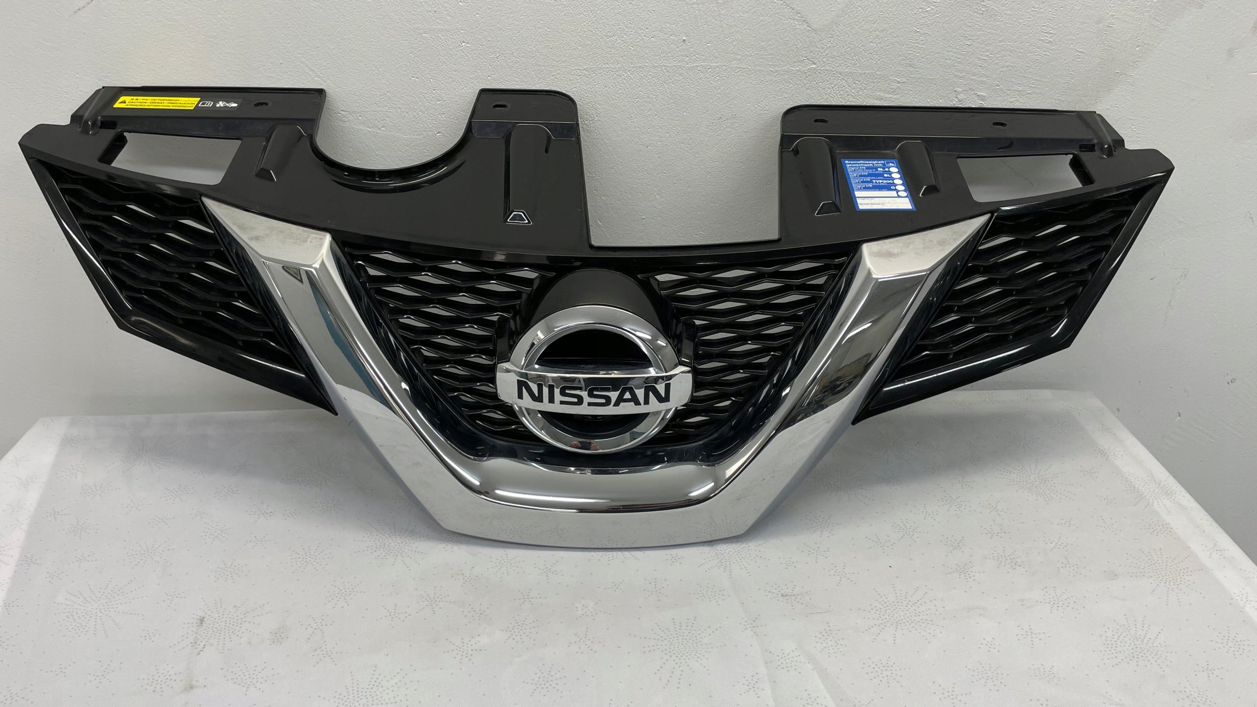  Kühlergrill Nissan X TRAIL 4 XTRAIL FRONTGRILL 623104CE0A Kühlergitter product image