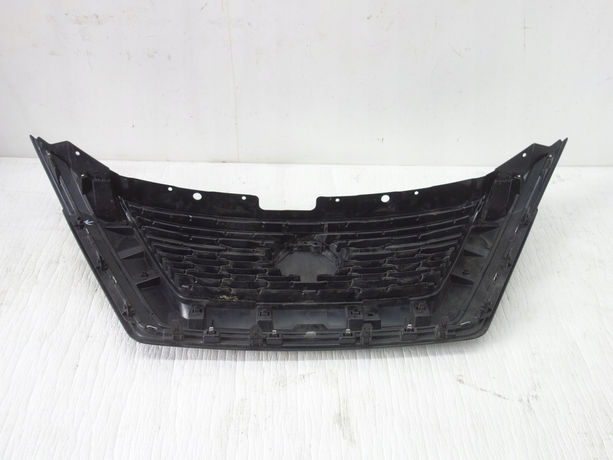 Kühlergrill Nissan T33 XTRAIL FRONTGRILL 623106RU0A Kühlergitter