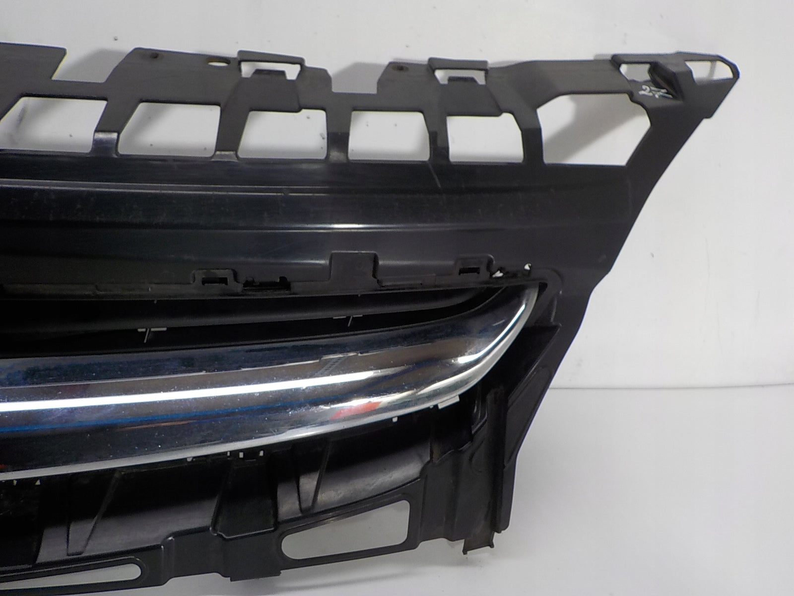 Kühlergrill Opel H E C ASTRA J D F L ASTRA G FRONTGRILL 13266577 Kühlergitter