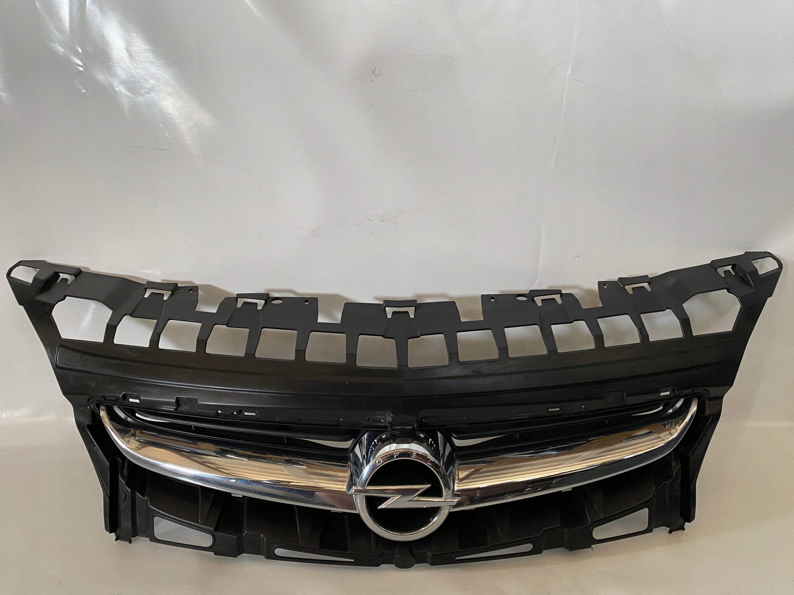 Kühlergrill Opel 1 E C ASTRA J F L ASTRA G FRONTGRILL 13368851 Kühlergitter