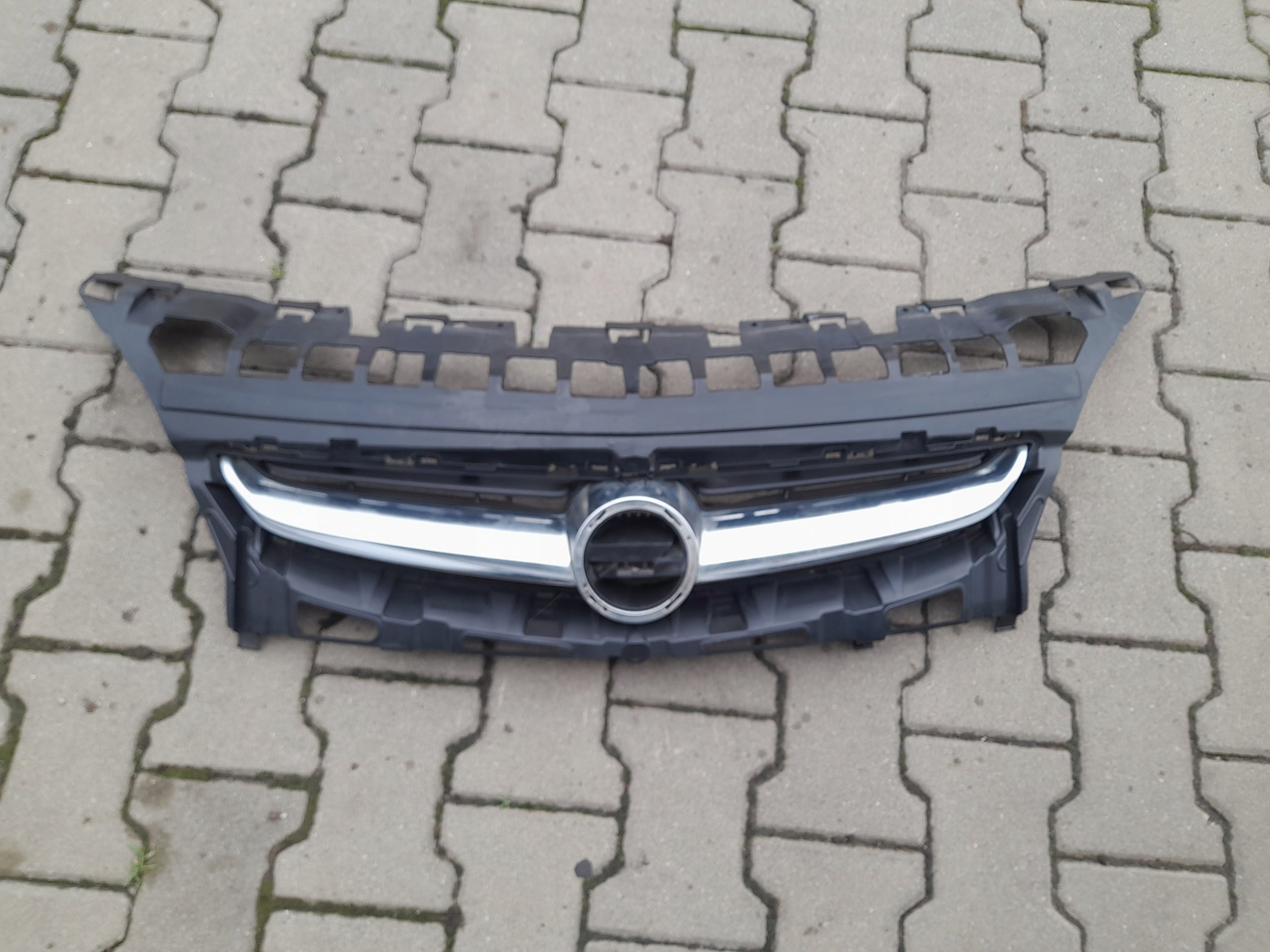  Kühlergrill Opel L ASTRA E J 1 F G FRONTGRILL 13368851 Kühlergitter product image