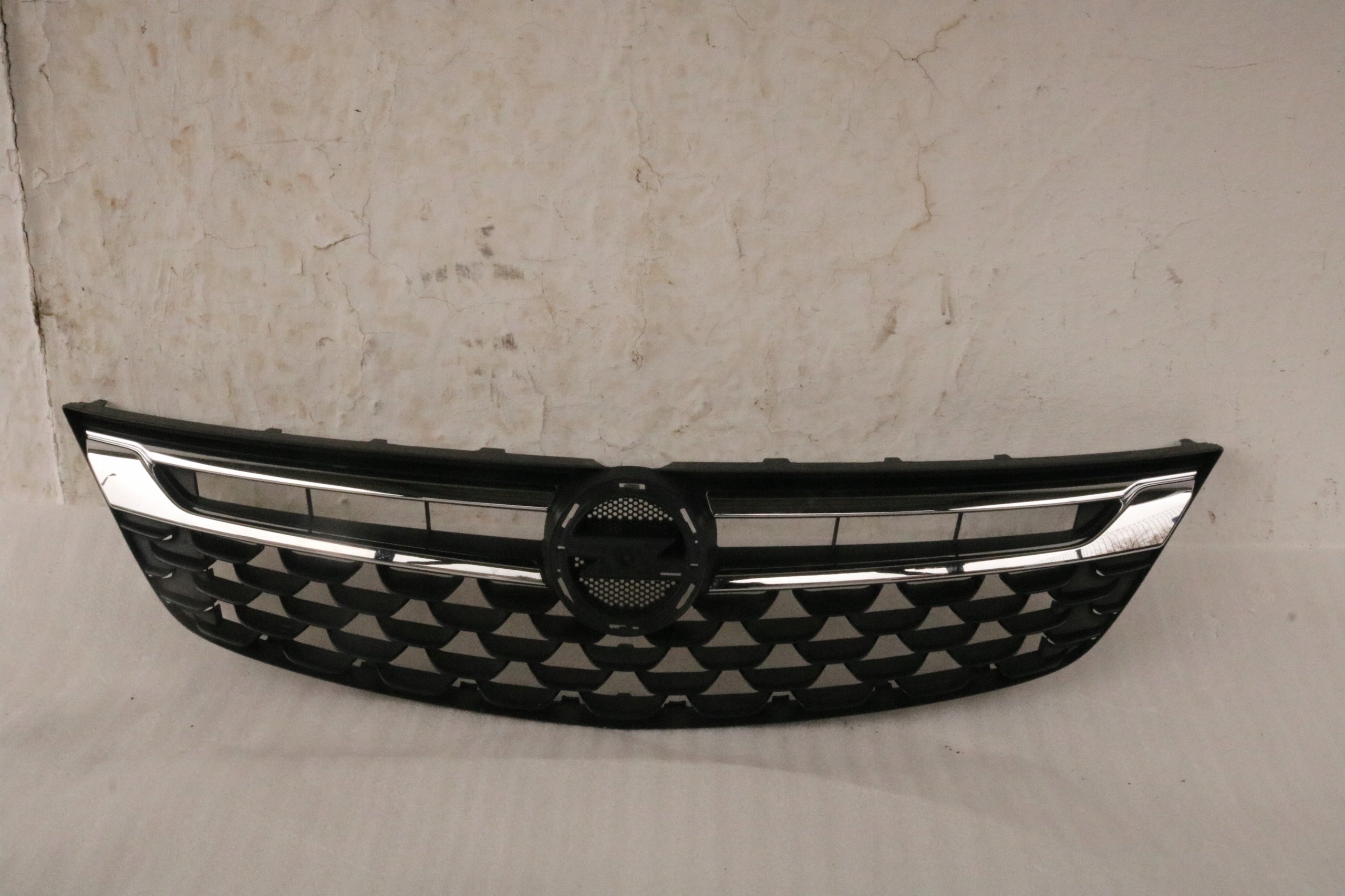 Kühlergrill Opel H 1 E C D L ASTRA ASTRA K G FRONTGRILL 13464791 Kühlergitter