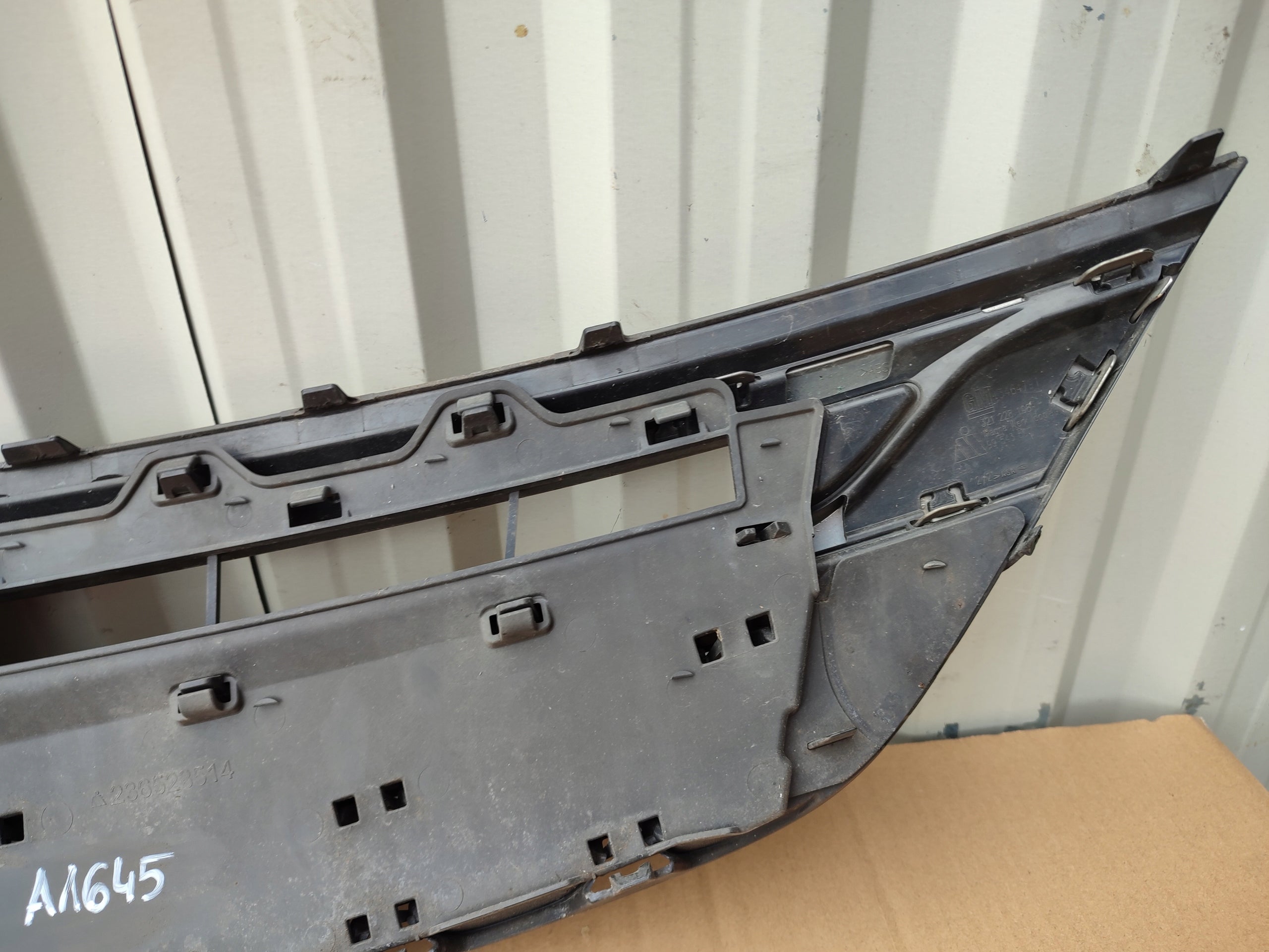 Kühlergrill Opel H 1 E C D L ASTRA ASTRA K G FRONTGRILL 13499384 Kühlergitter