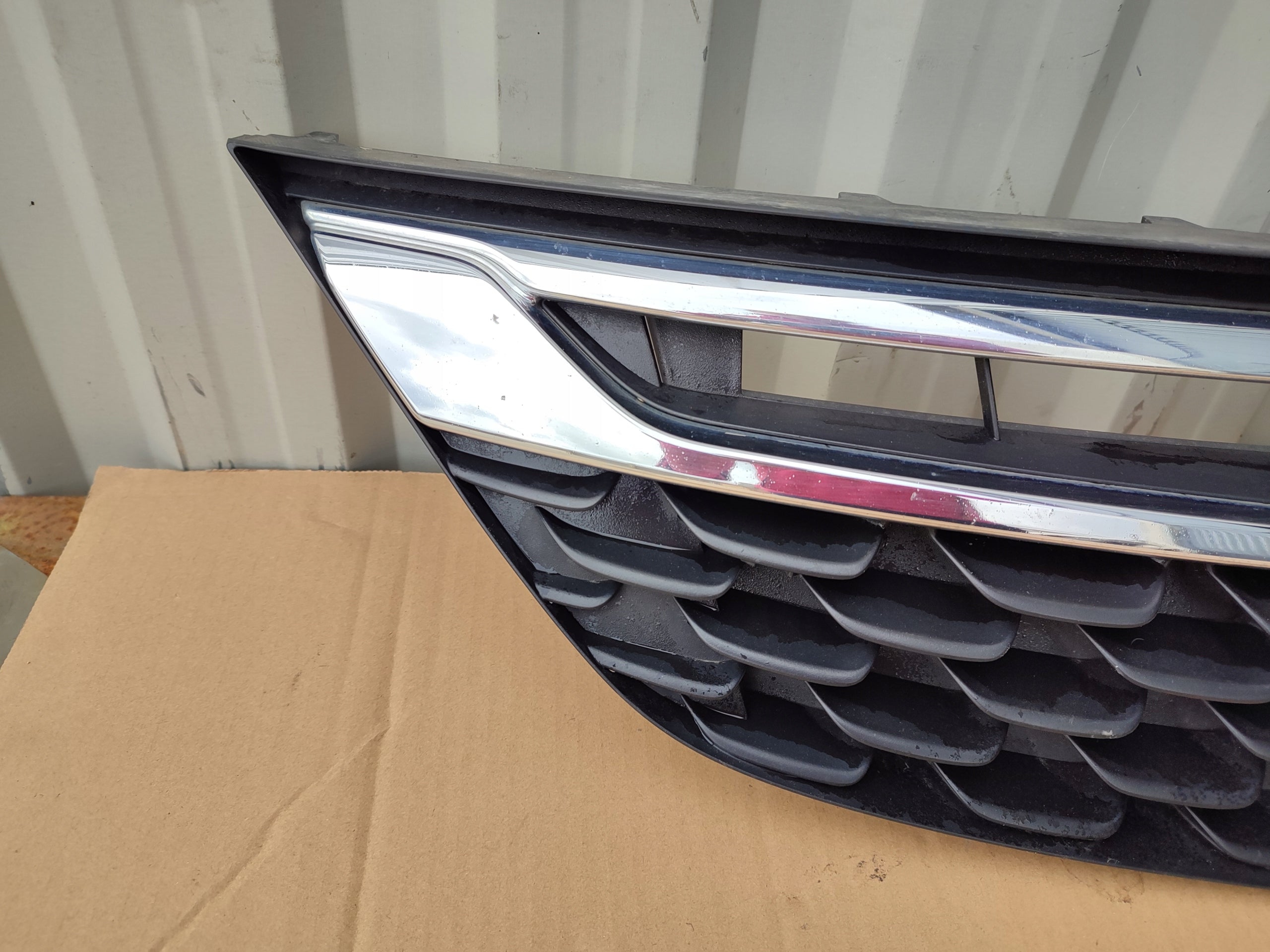 Kühlergrill Opel H 1 E C D L ASTRA ASTRA K G FRONTGRILL 13499384 Kühlergitter