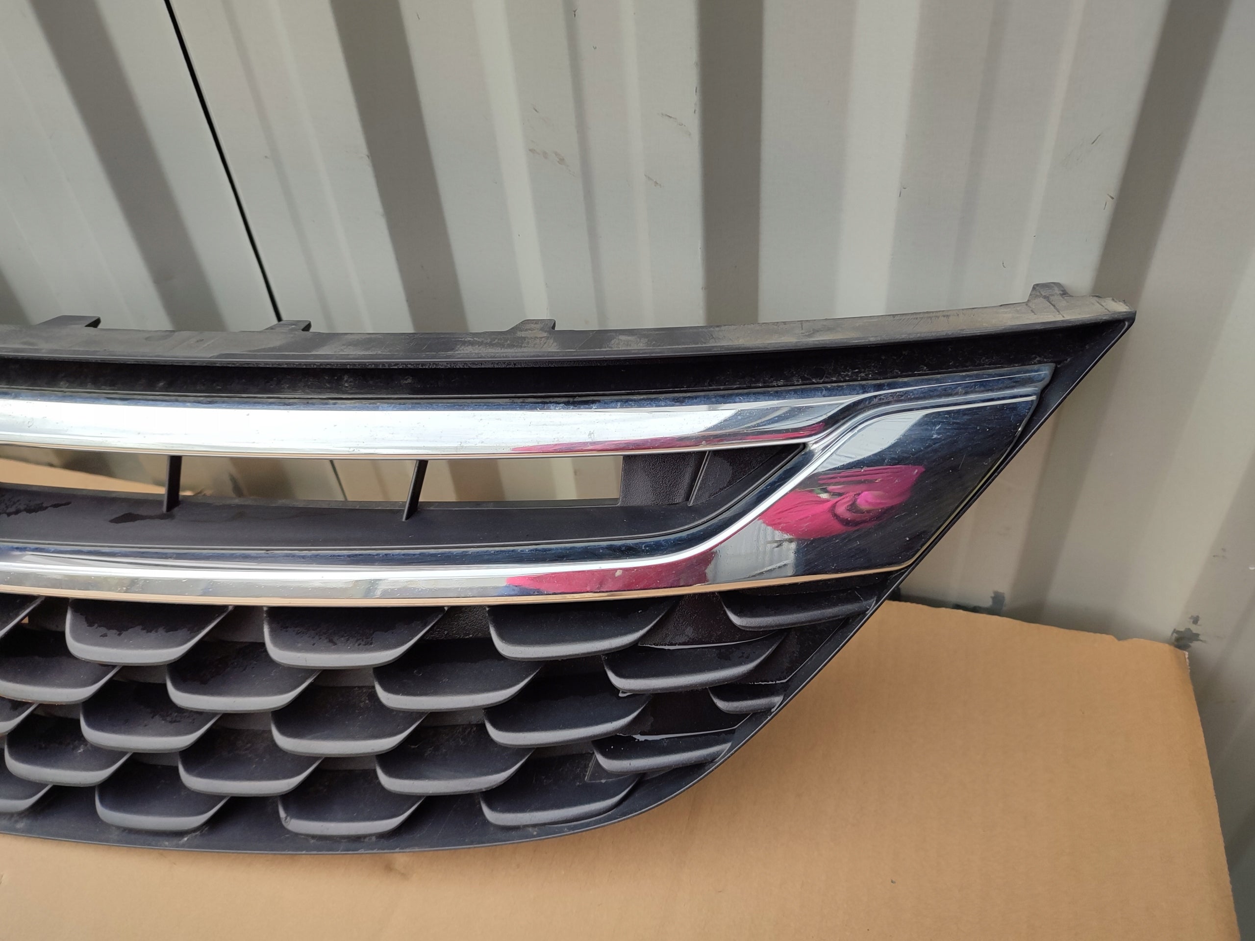 Kühlergrill Opel H 1 E C D L ASTRA ASTRA K G FRONTGRILL 13499384 Kühlergitter