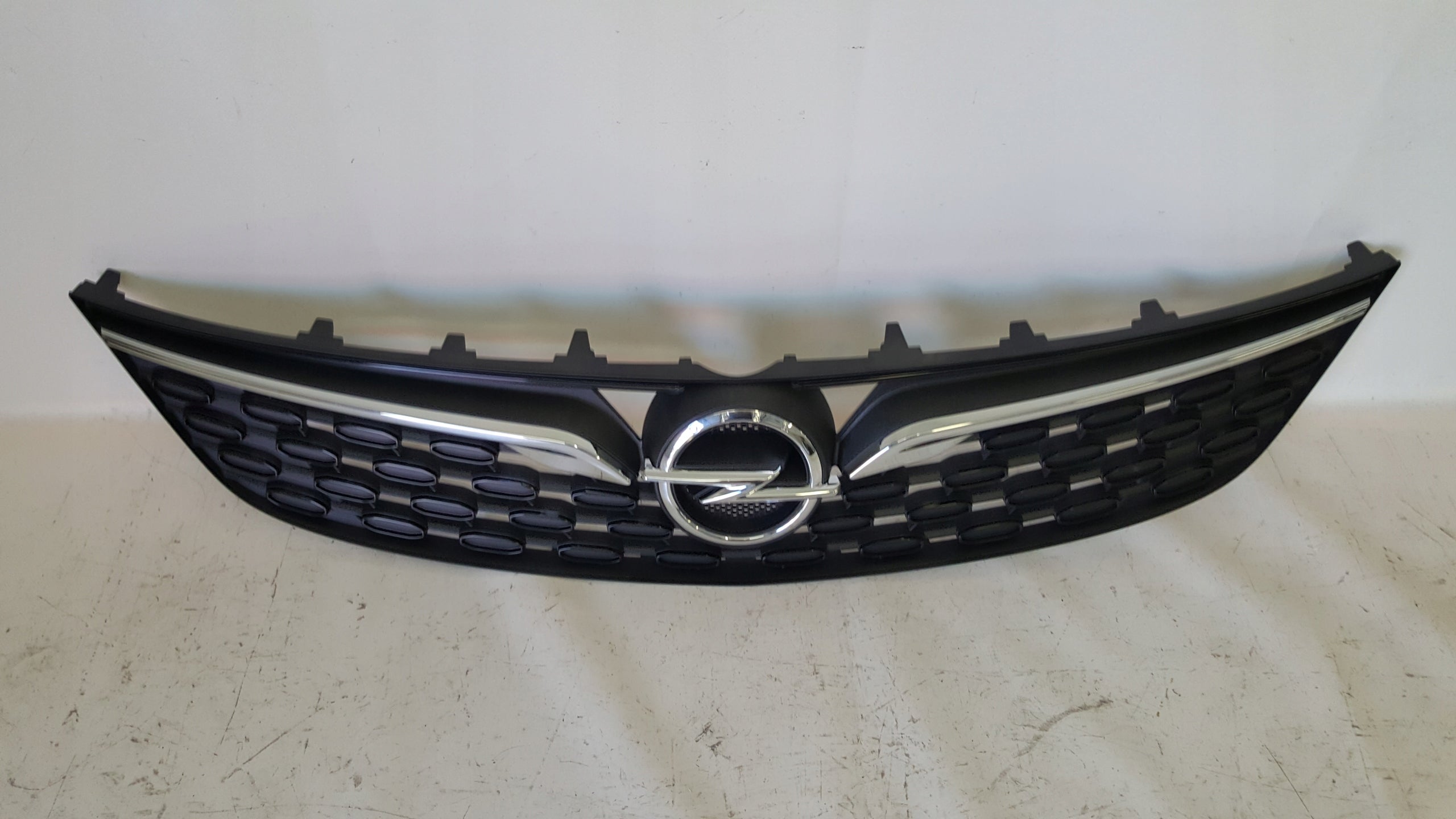 Kühlergrill Opel 1 E F L ASTRA ASTRA K G FRONTGRILL 39139501 Kühlergitter