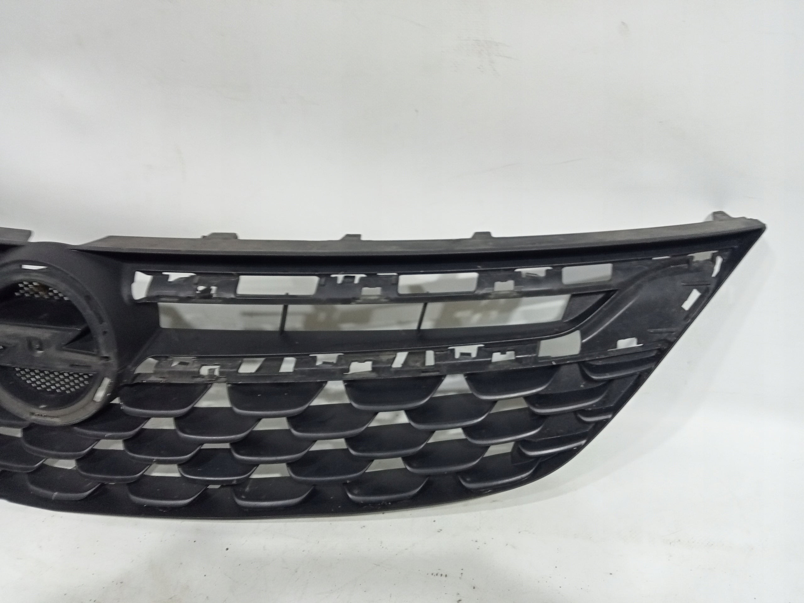 Kühlergrill Opel G L ASTRA 1 E ASTRA K D FRONTGRILL 13464791 Kühlergitter