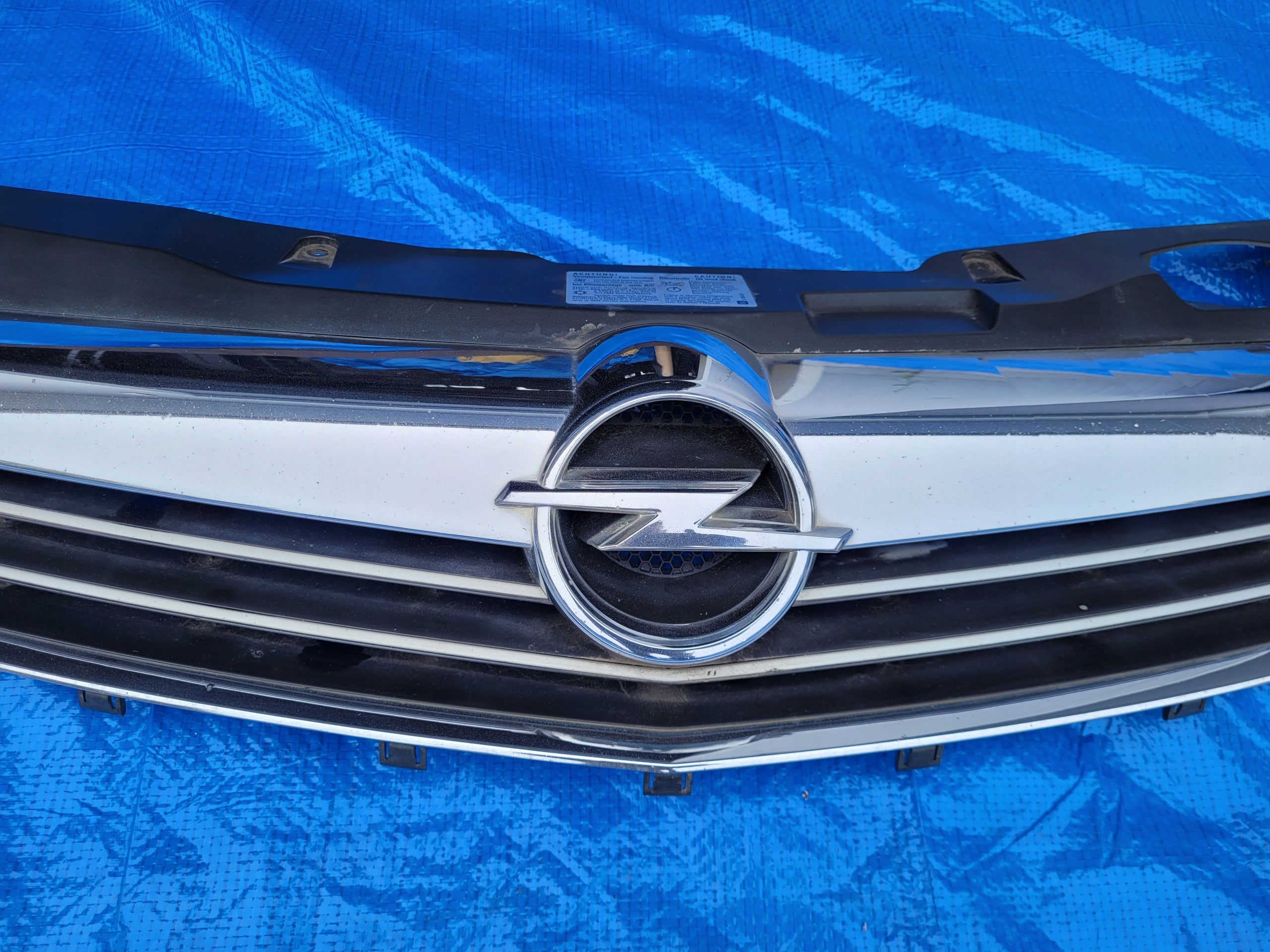 Kühlergrill Opel E ASTRA H D 1 C L F G K FRONTGRILL 13225775 Kühlergitter