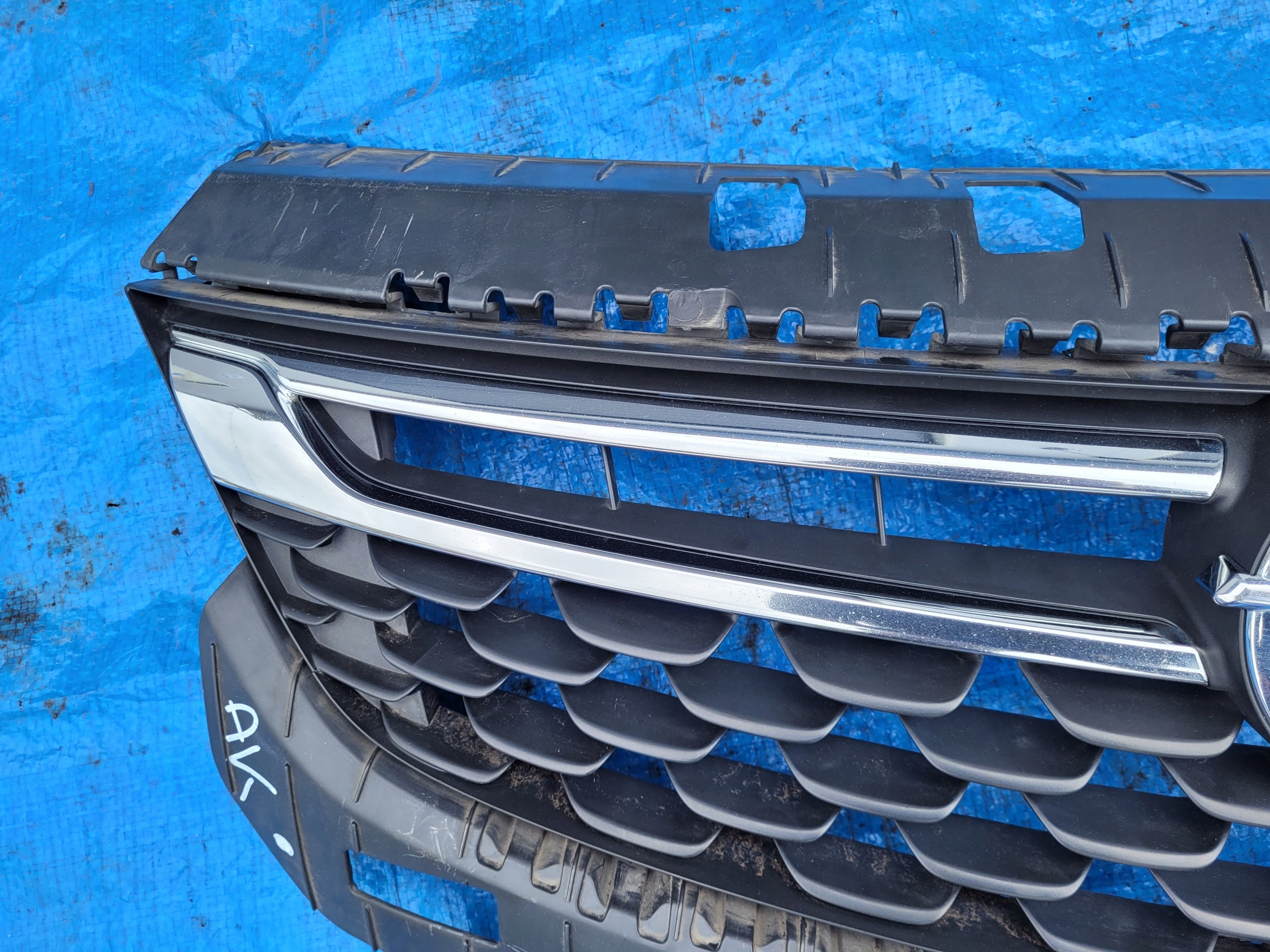 Kühlergrill Opel H 1 E C D L G ASTRA K FRONTGRILL 13448088 Kühlergitter