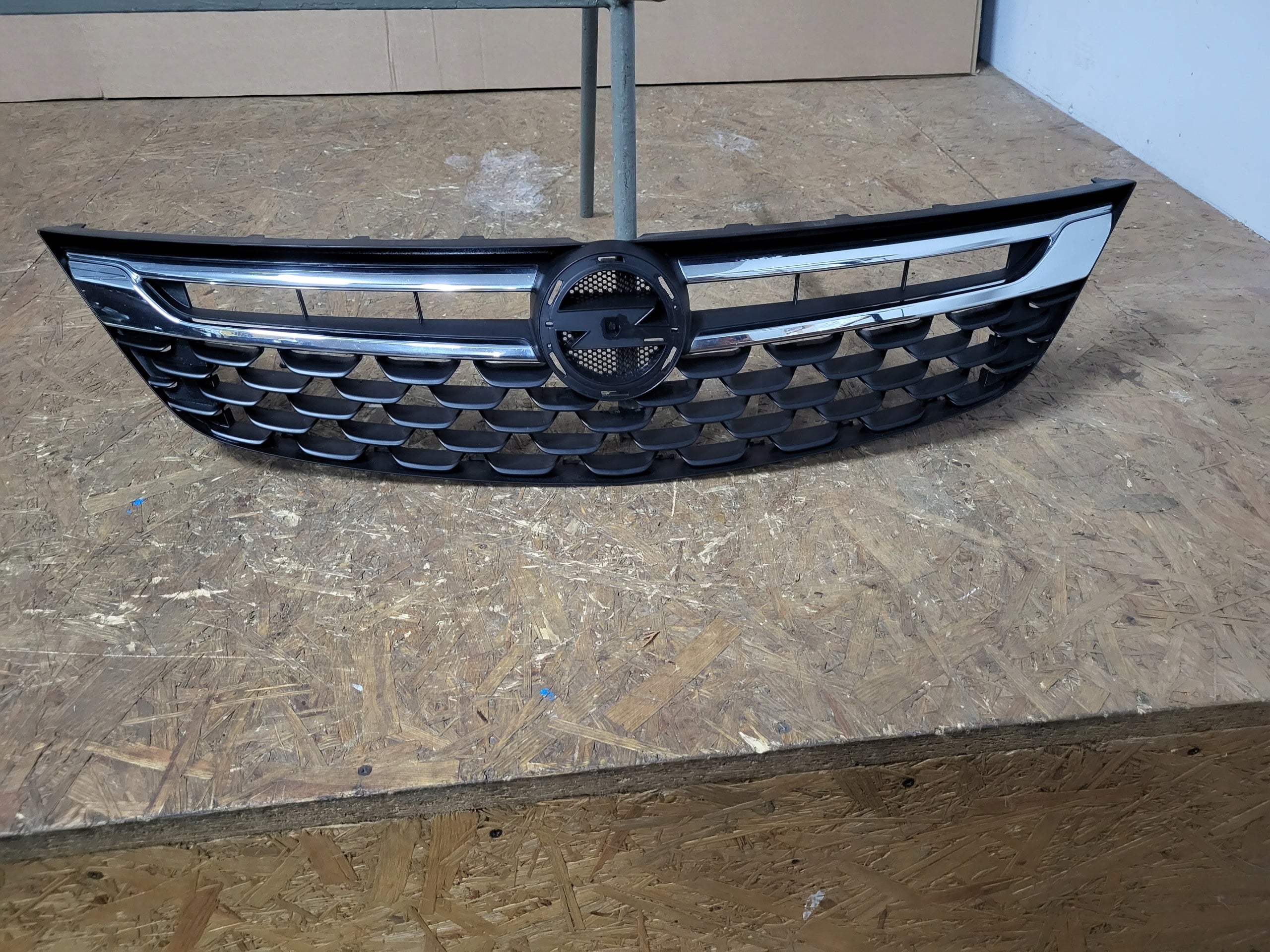 Calandre Opel EDL ASTRA ASTRA KG FRONTGRILL calandre 