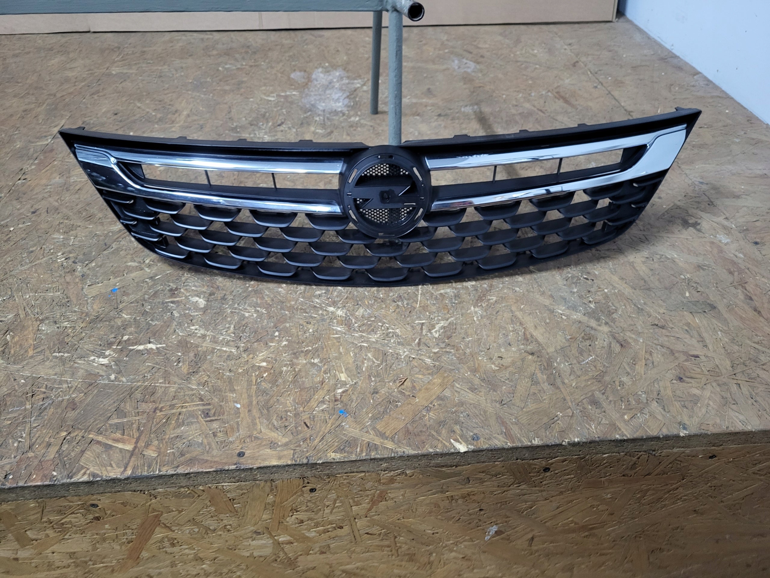 Kühlergrill Opel E D L ASTRA ASTRA K G FRONTGRILL Kühlergitter