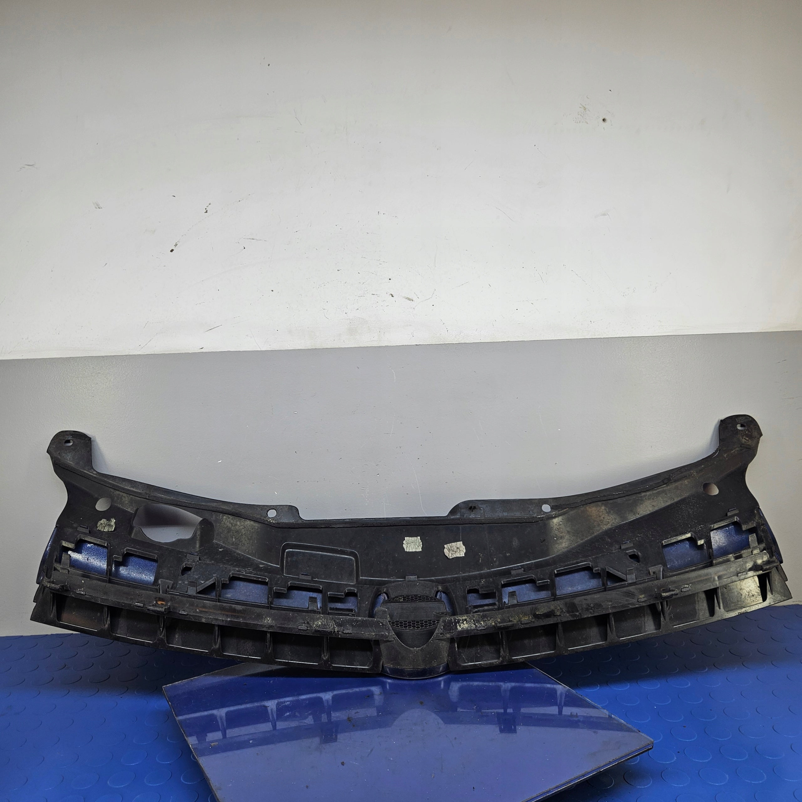 Kühlergrill Opel H 1 E L ASTRA G FRONTGRILL 13108463 Kühlergitter