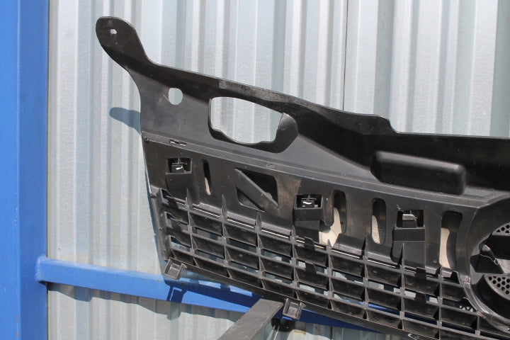 Kühlergrill Opel GT ASTRA H 1 E C L ASTRA FRONTGRILL 13247083 Kühlergitter