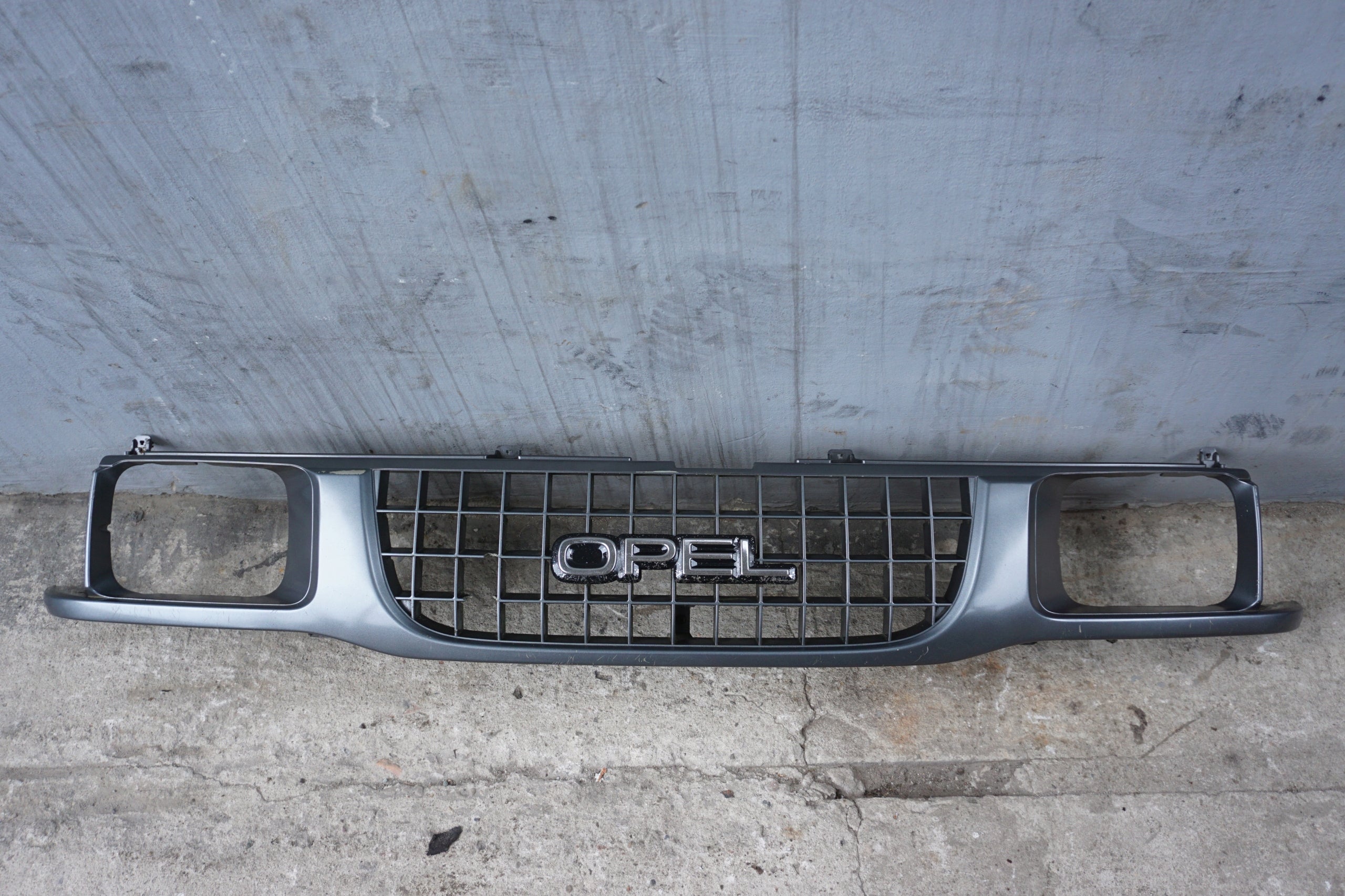  Calandre Opel EL CAMPO G FRONTGRILL calandre  product image