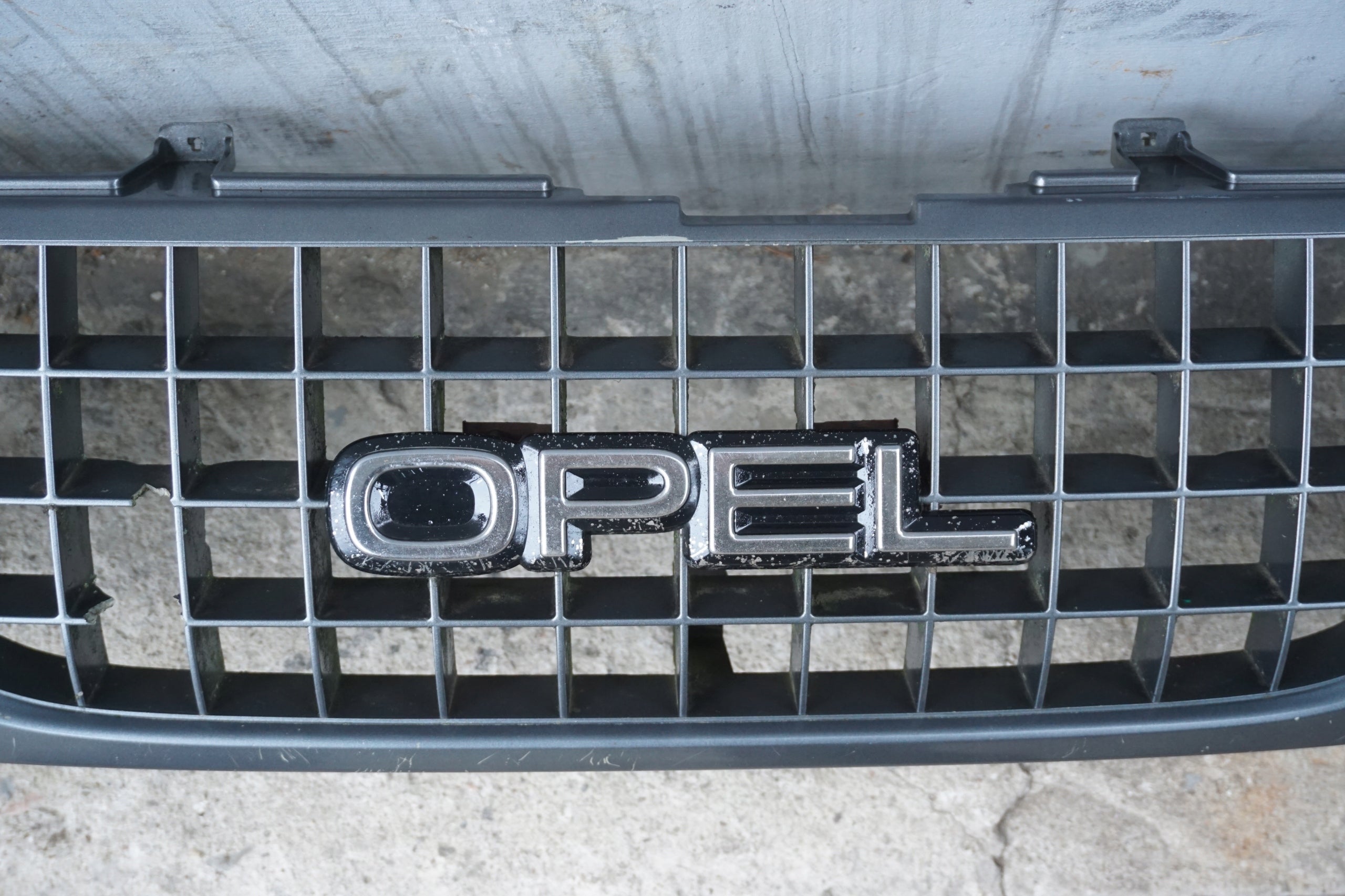 Kühlergrill Opel E L CAMPO G FRONTGRILL Kühlergitter