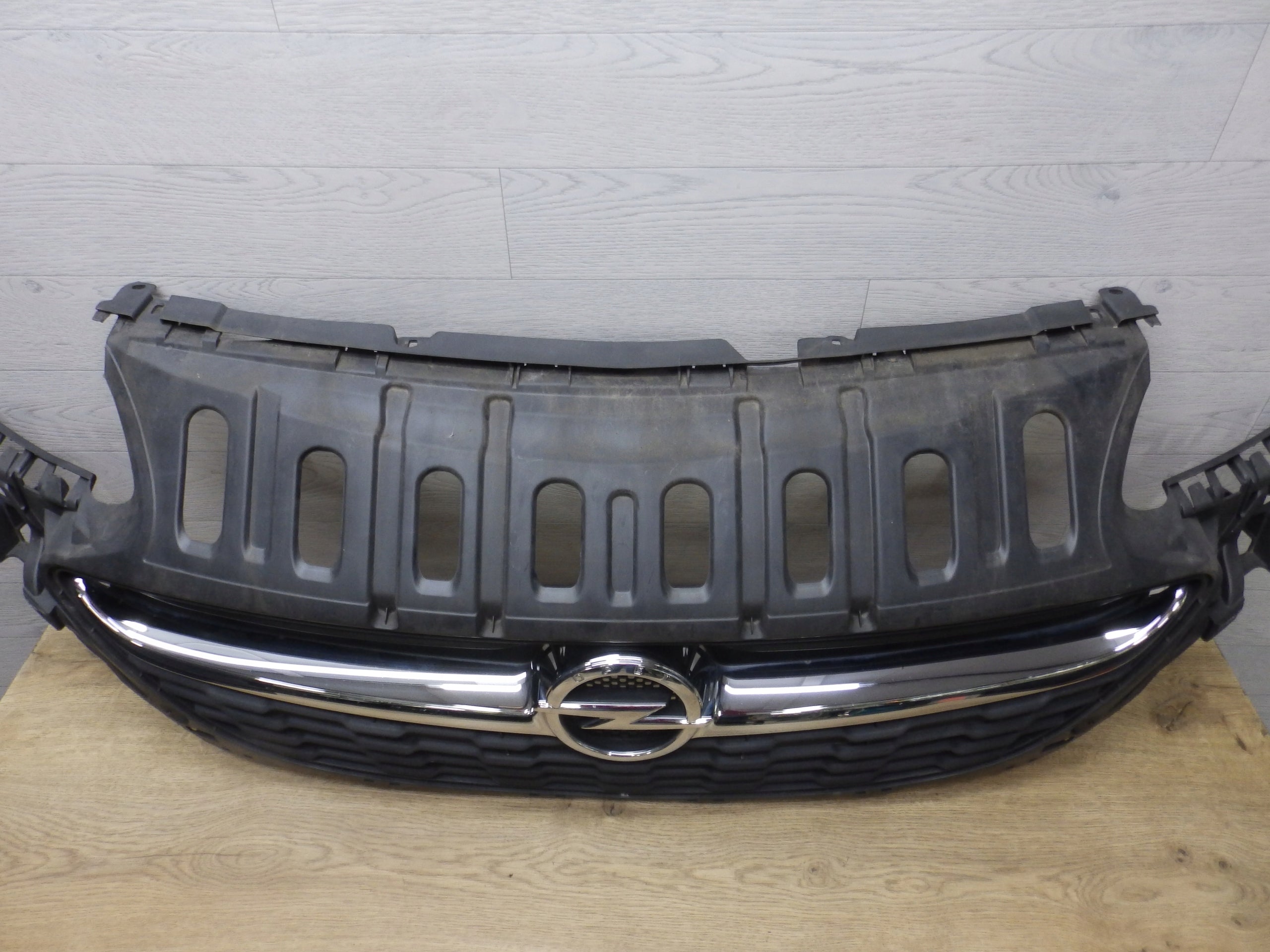 Kühlergrill Opel H 1 CORSA E D L G FRONTGRILL 39003576 Kühlergitter