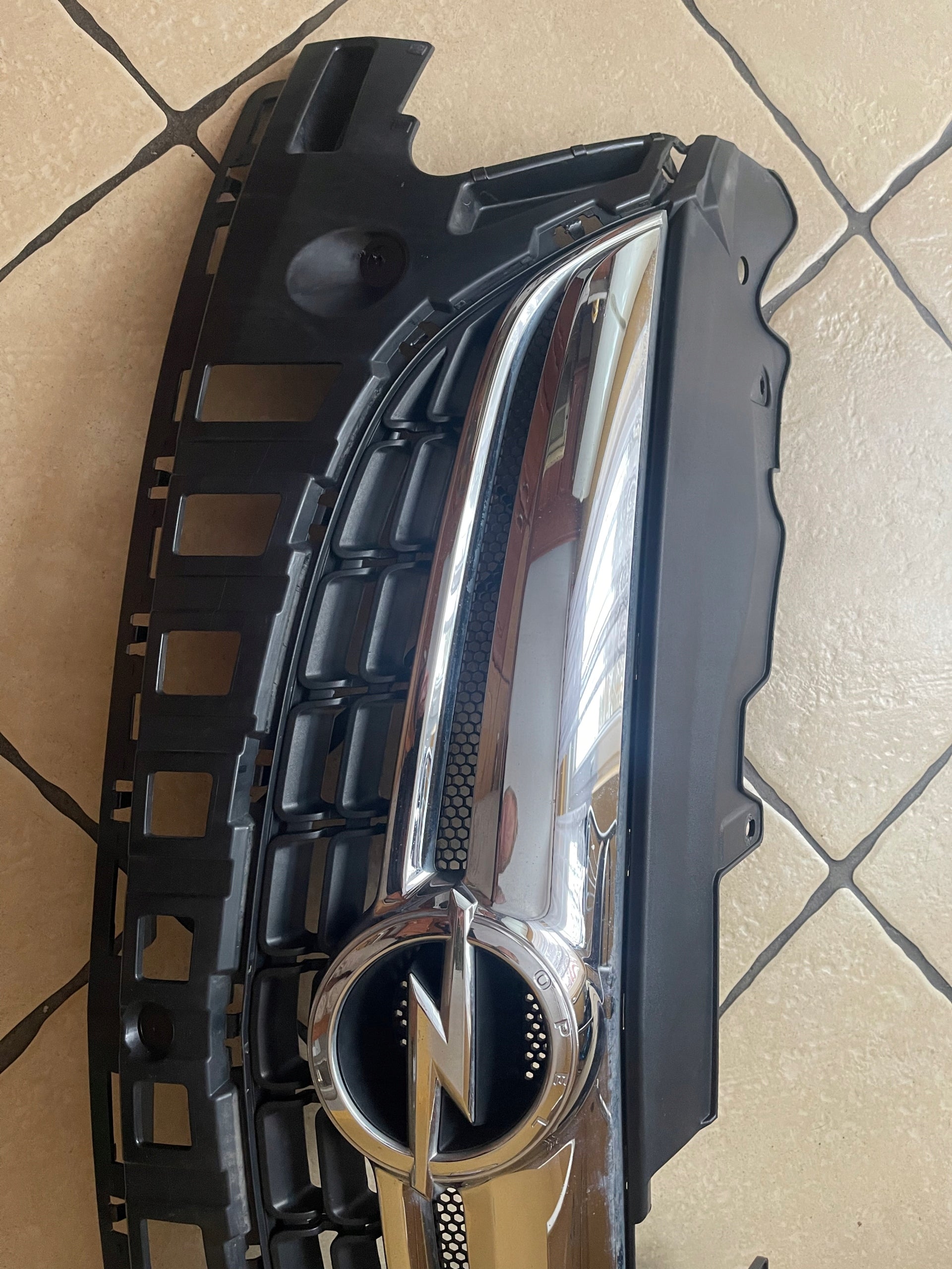 Kühlergrill Opel E F L G CORSA D FRONTGRILL Kühlergitter