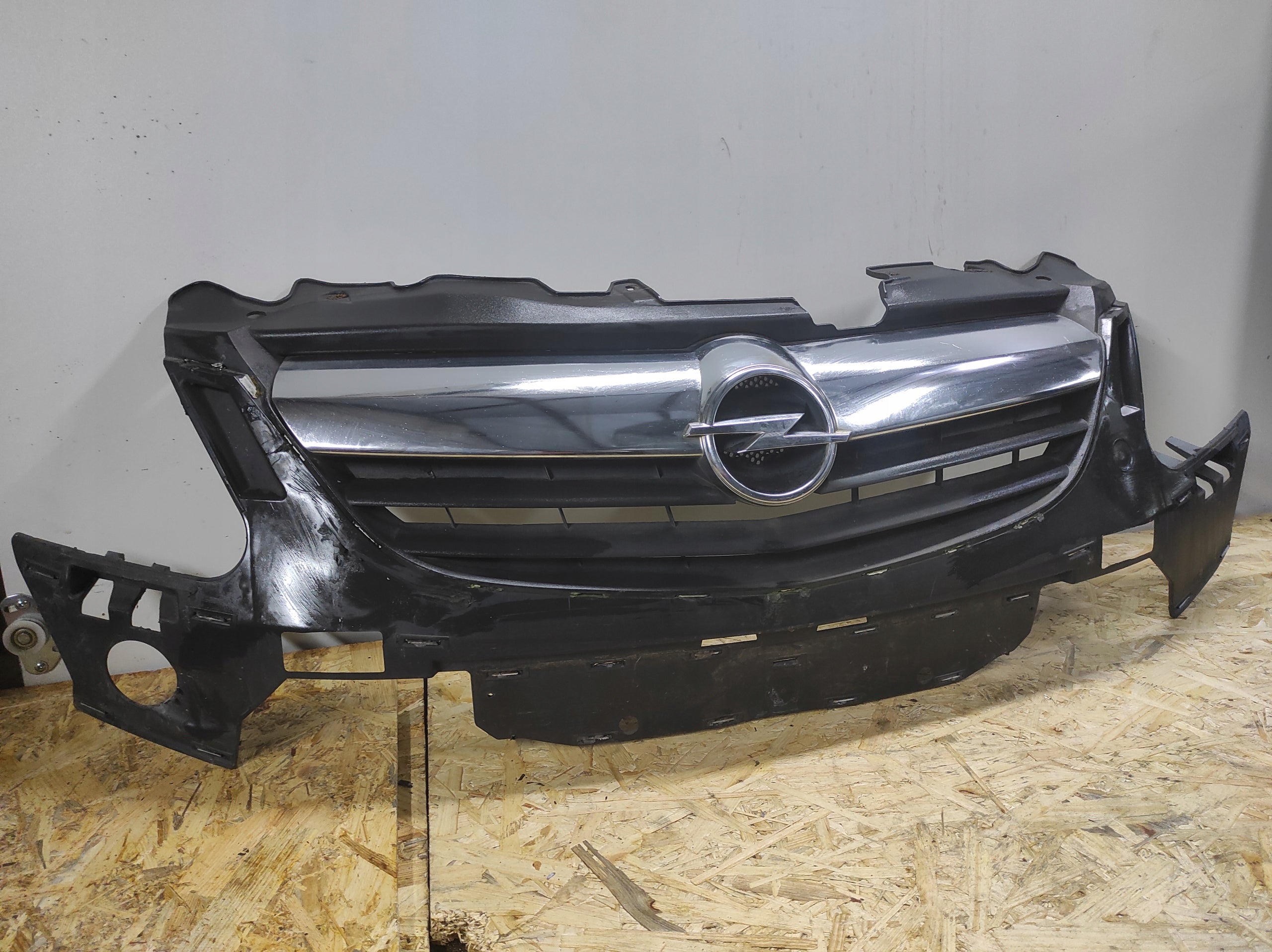  Calandre Opel 1 EFLG CORSA D FRONTGRILL calandre  product image