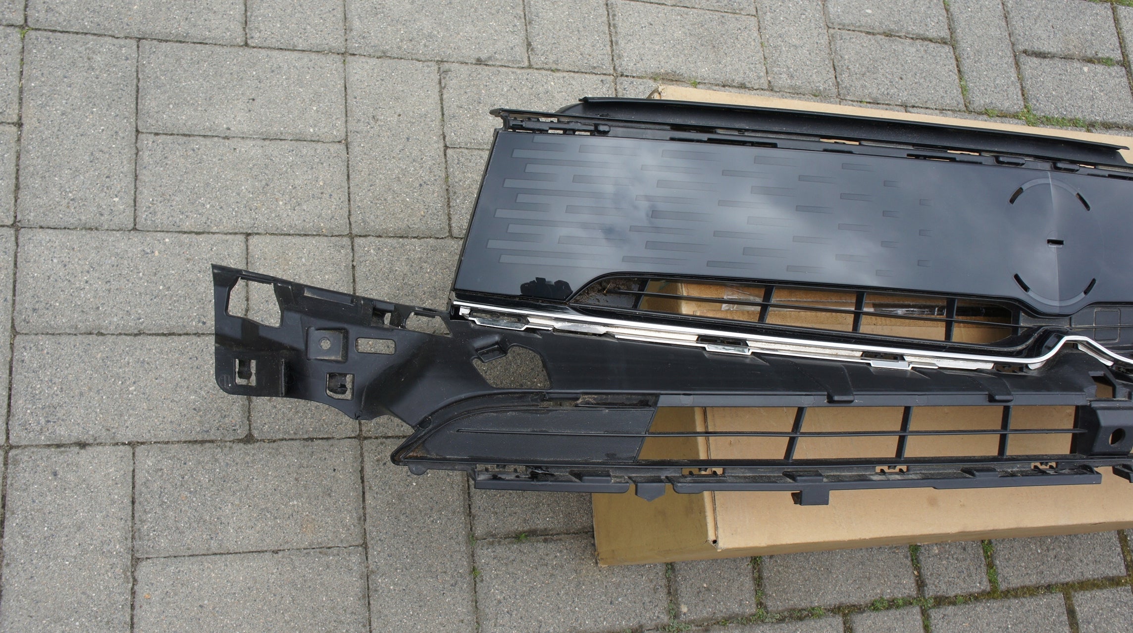 Kühlergrill Opel GRANDLAND 1 F E FRONTGRILL 9840128177 Kühlergitter