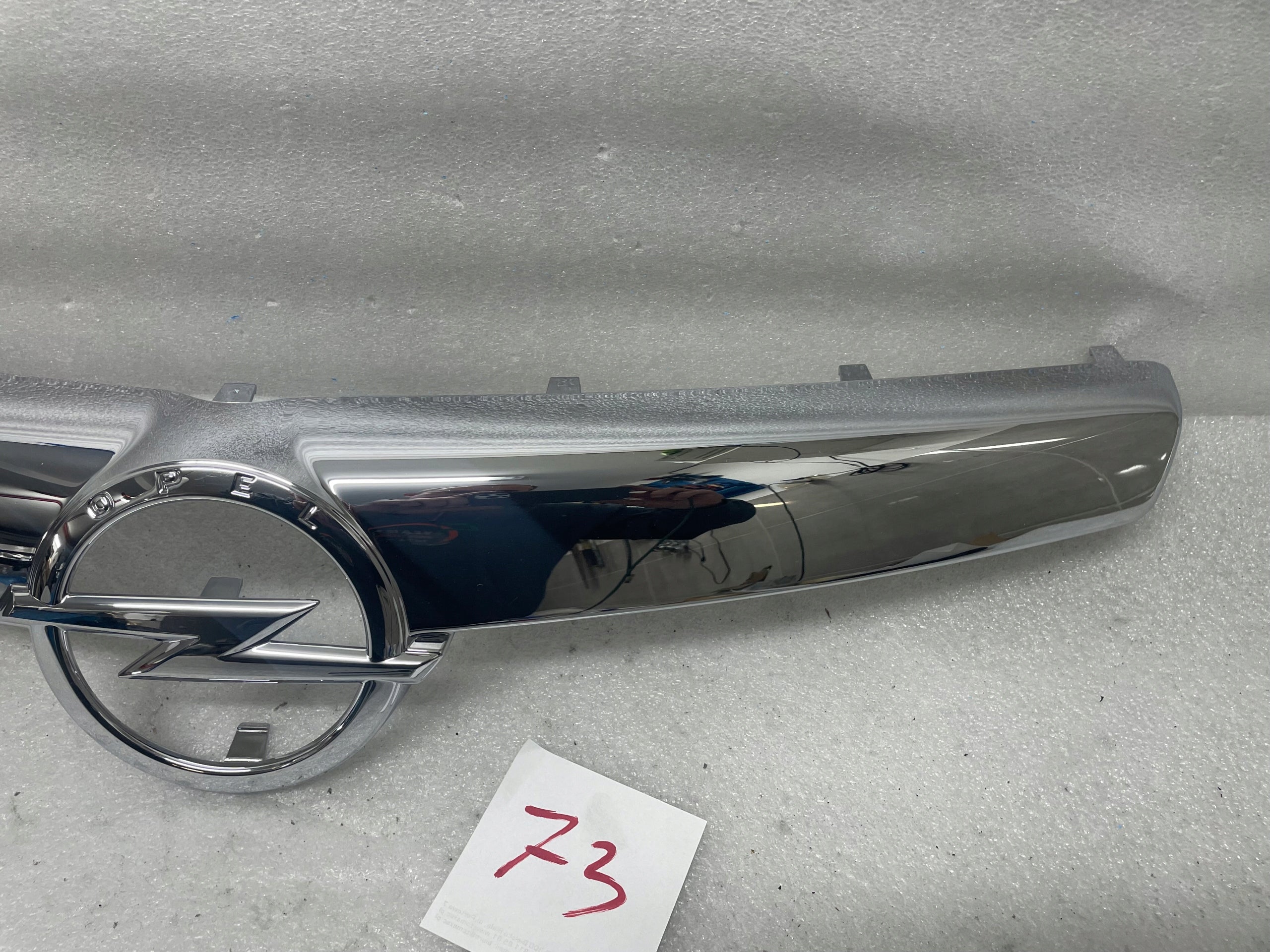 Kühlergrill Opel H 1 E C L INSIGNIA FRONTGRILL 13238421 Kühlergitter