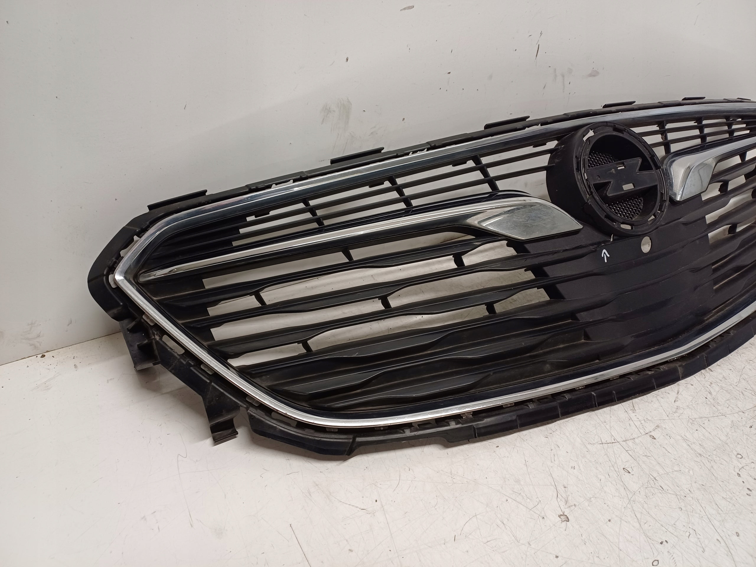 Kühlergrill Opel 1 E B L INSIGNIA FRONTGRILL 13491199 Kühlergitter