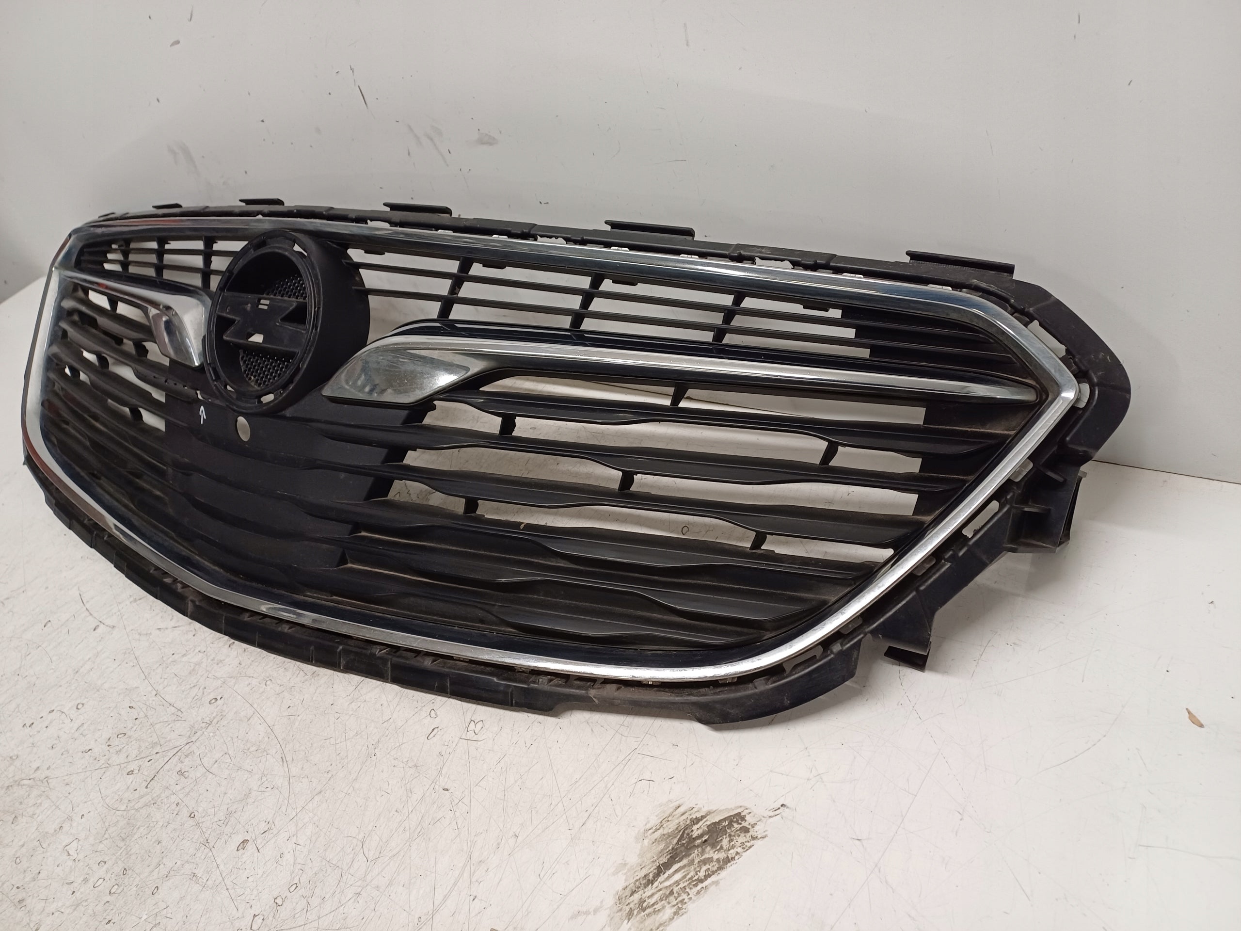 Kühlergrill Opel 1 E B L INSIGNIA FRONTGRILL 13491199 Kühlergitter