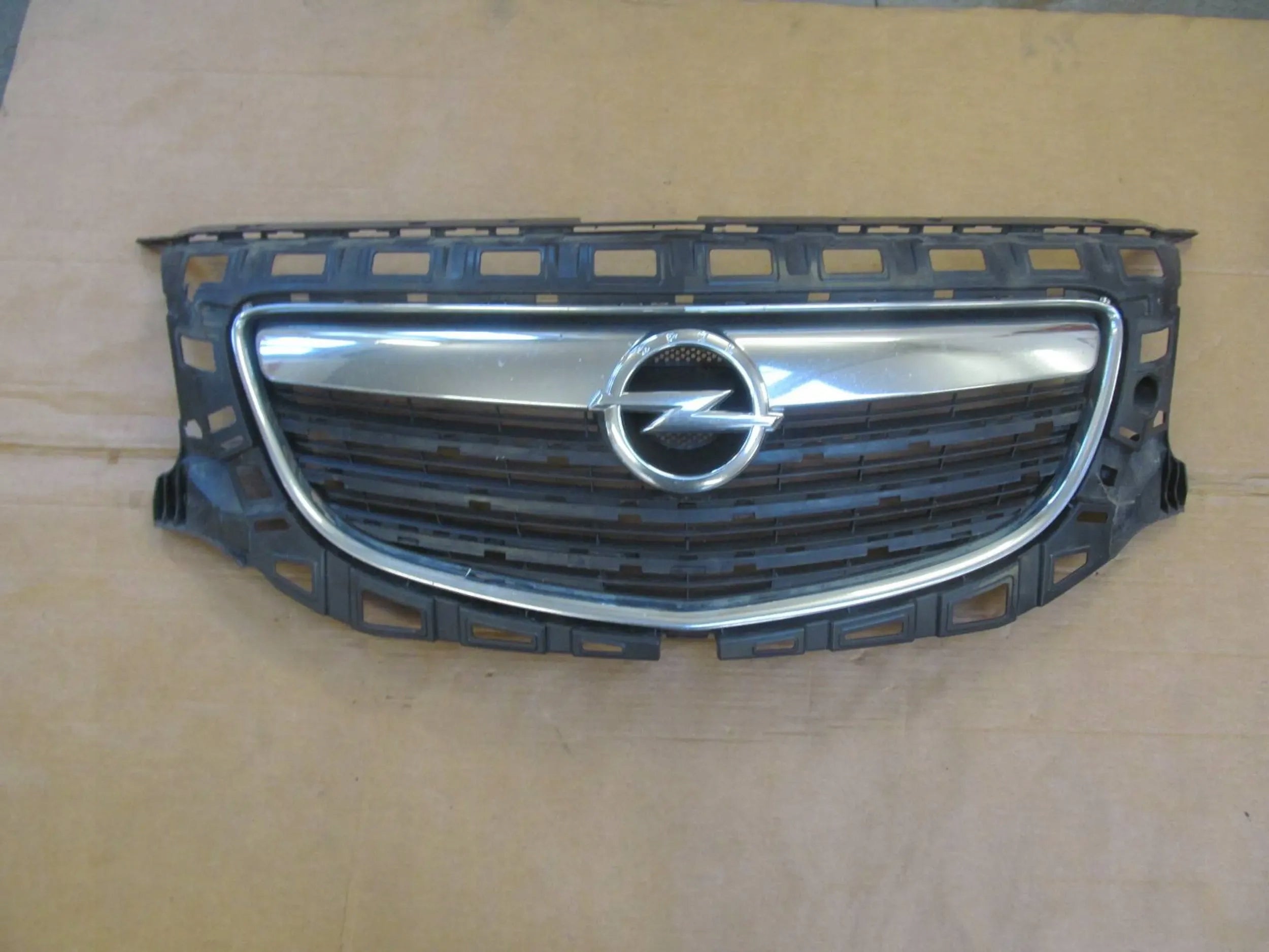 Kühlergrill Opel H 1 E C D K L INSIGNIA FRONTGRILL 13238420 Kühlergitter