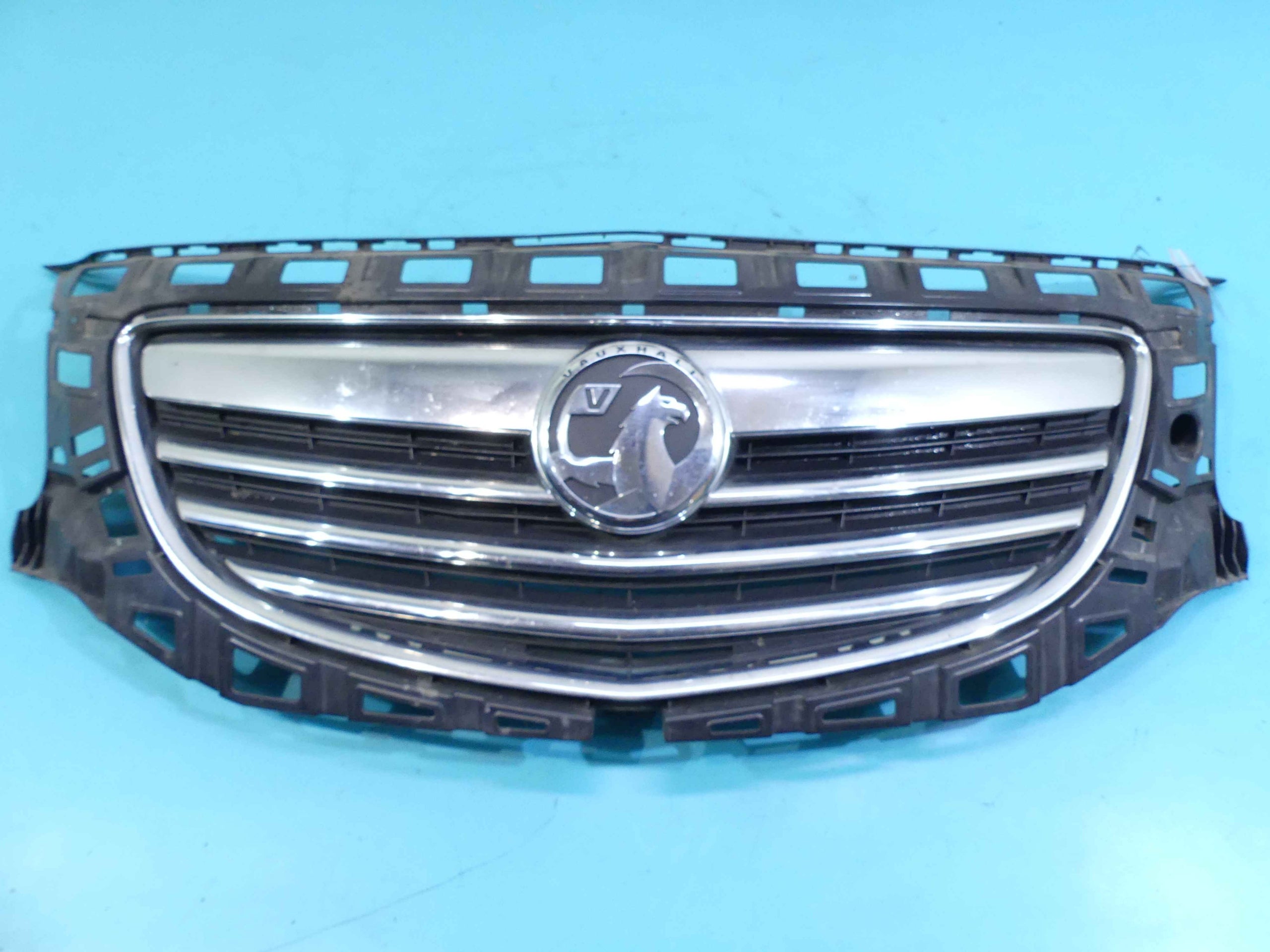 Kühlergrill Opel 1 INSIGNIA L H E K FRONTGRILL 13282567 Kühlergitter