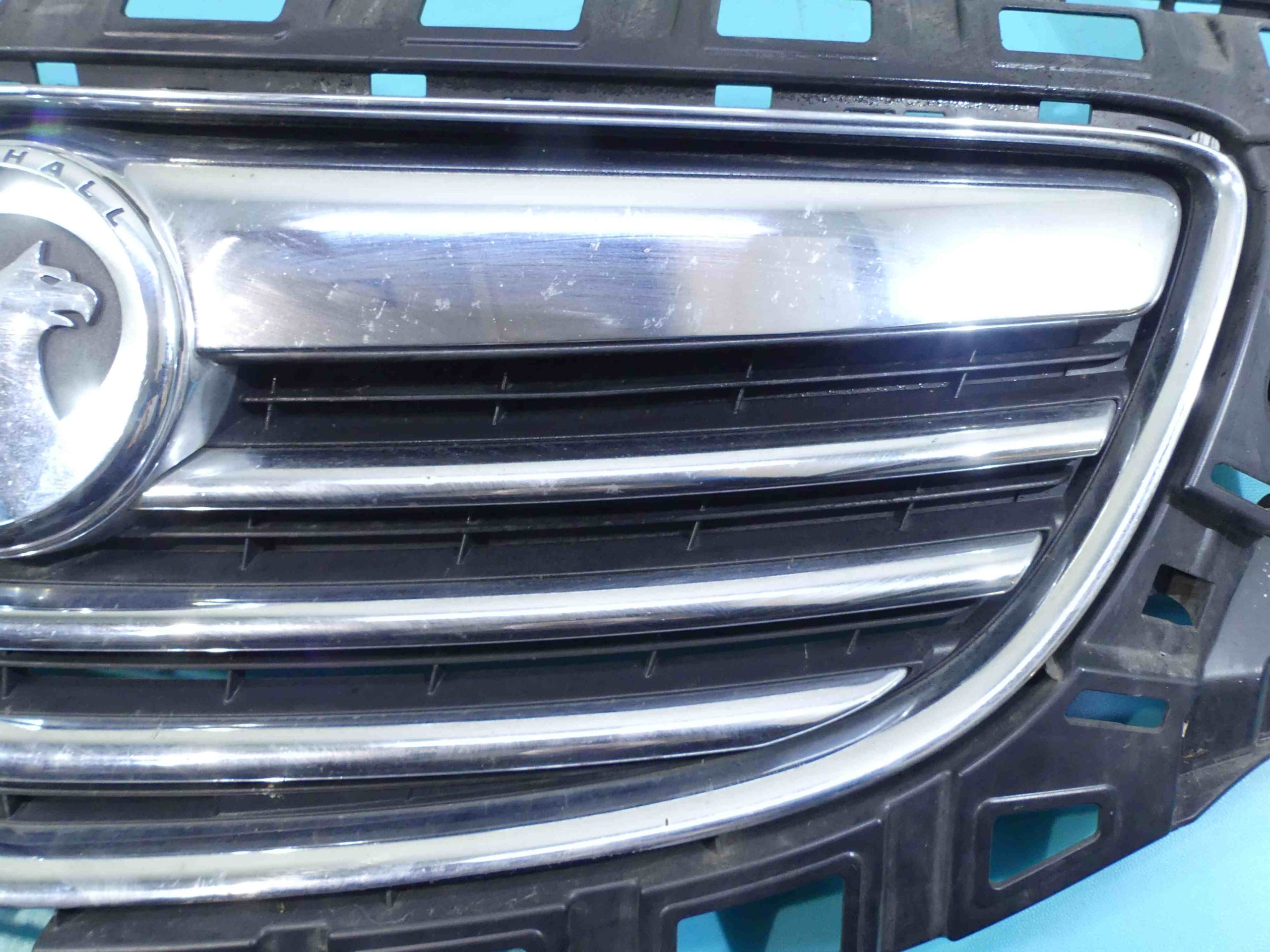 Kühlergrill Opel 1 INSIGNIA L H E K FRONTGRILL 13282567 Kühlergitter