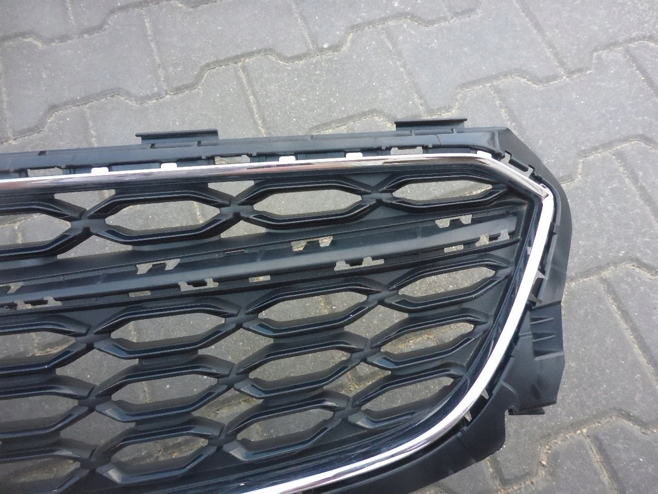 Kühlergrill Opel E F B L INSIGNIA FRONTGRILL Kühlergitter