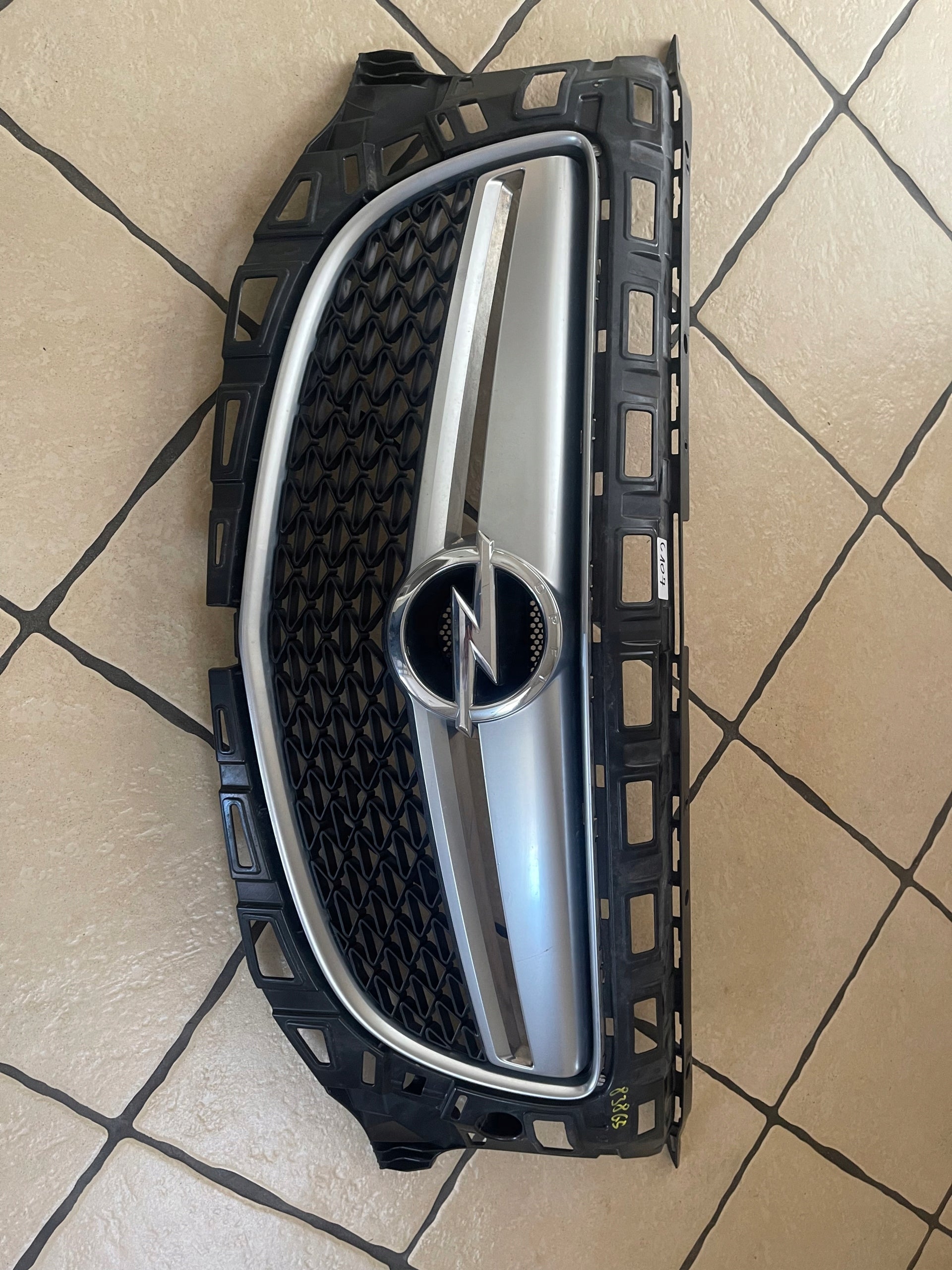 Calandre Opel 1 ECL INSIGNIA FRONTGRILL calandre 