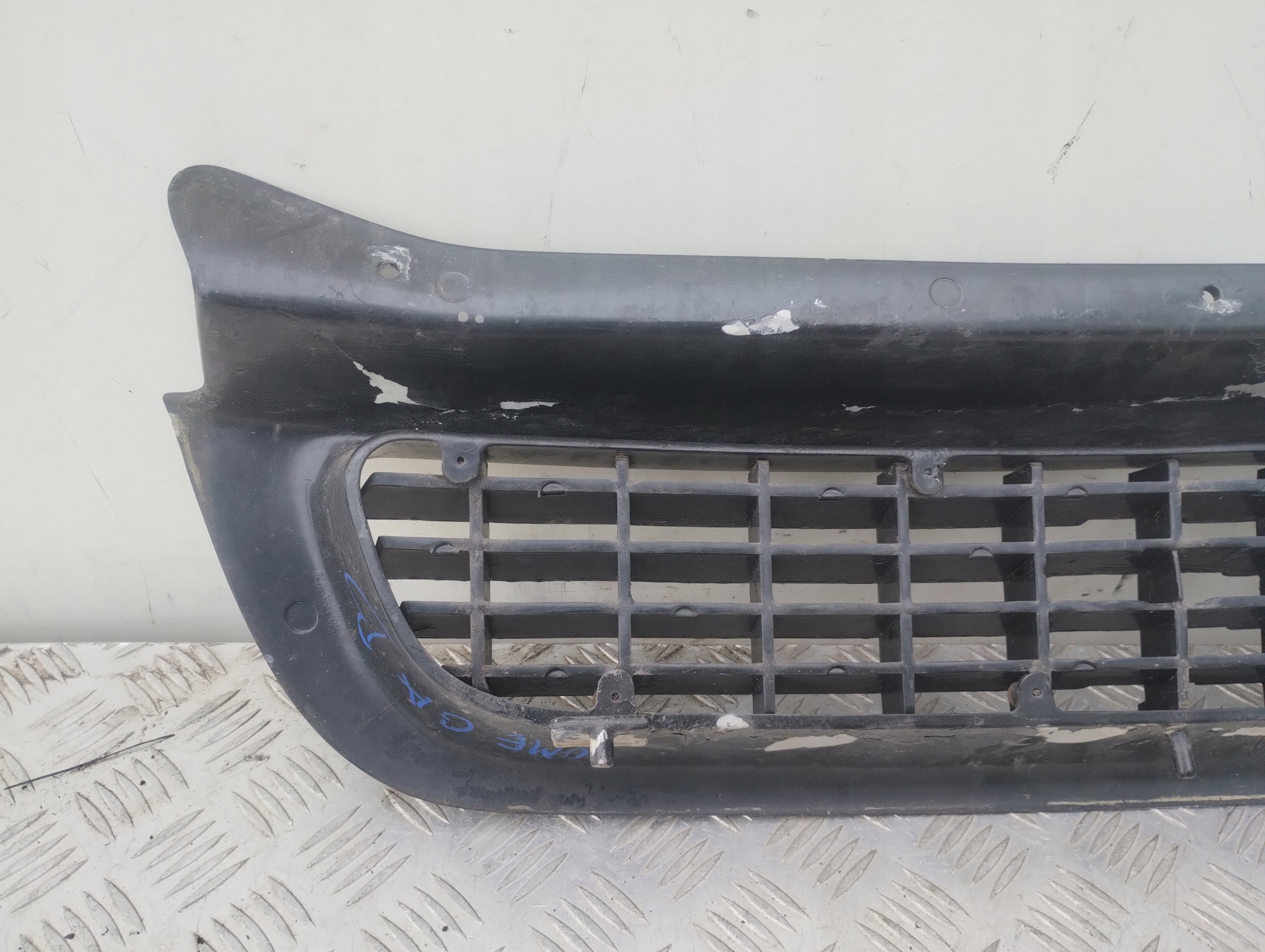 Kühlergrill Opel OMEGA H 1 C D B L FRONTGRILL Kühlergitter