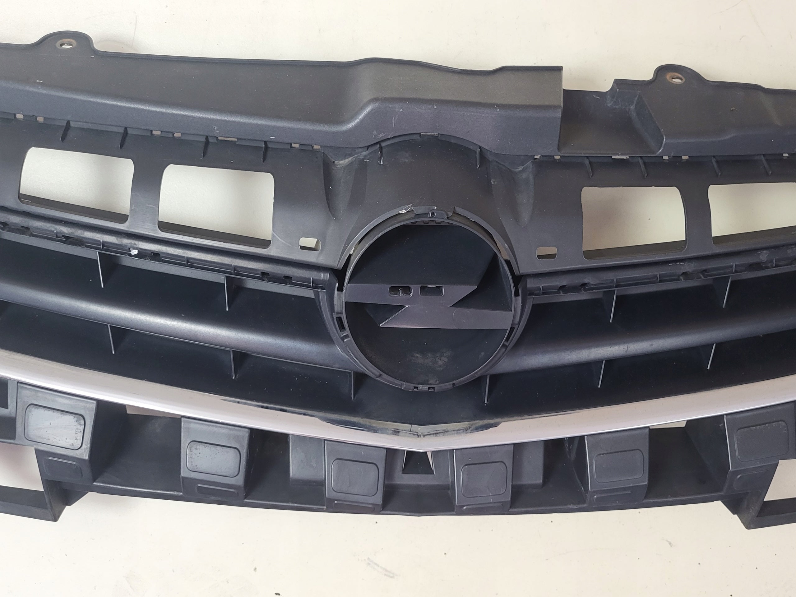 Kühlergrill Opel F VECTRA 1 SIGNUM L FRONTGRILL 13260028 Kühlergitter