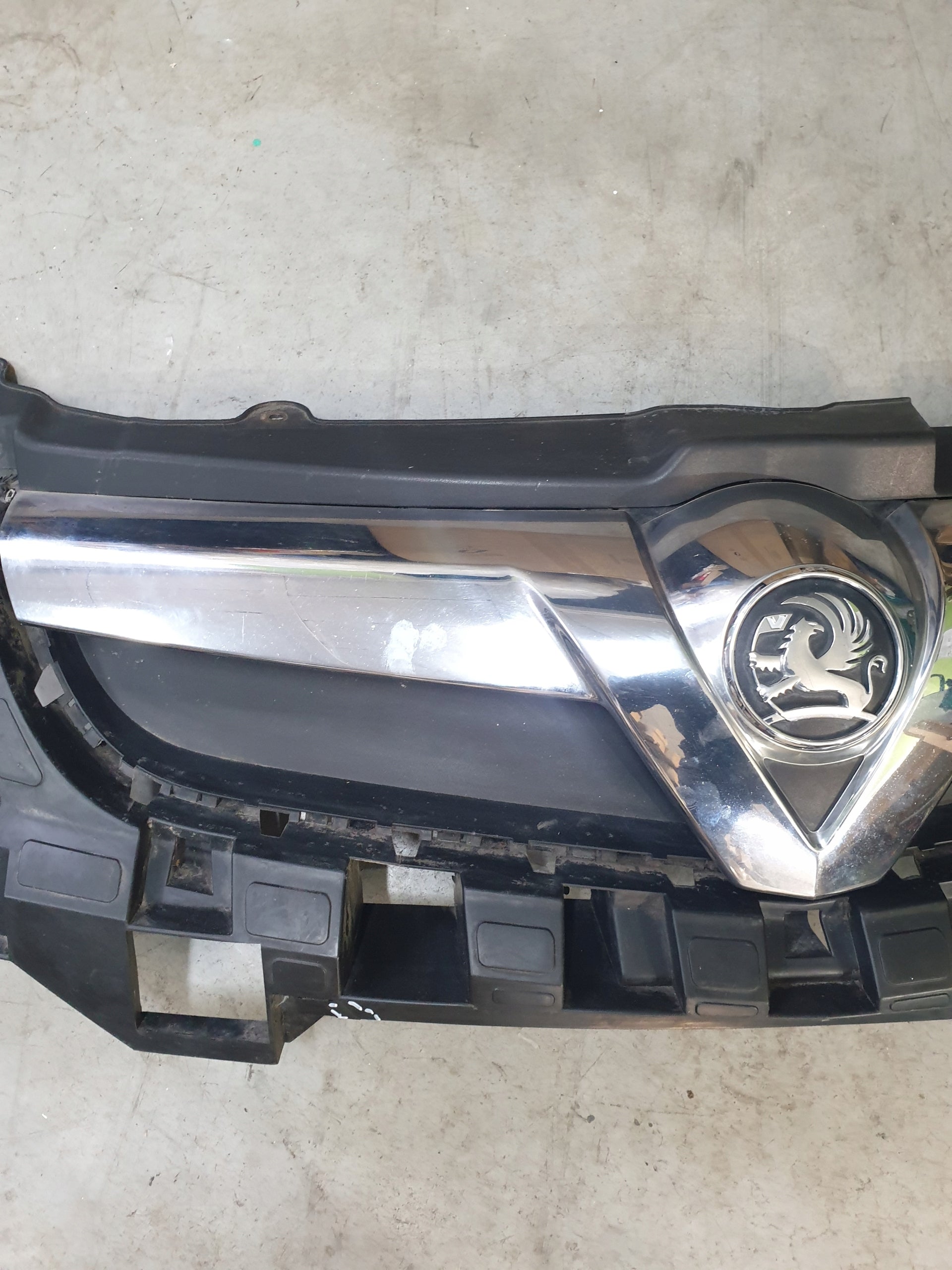 Kühlergrill Opel H 1 F VECTRA L G FRONTGRILL 13260028 Kühlergitter