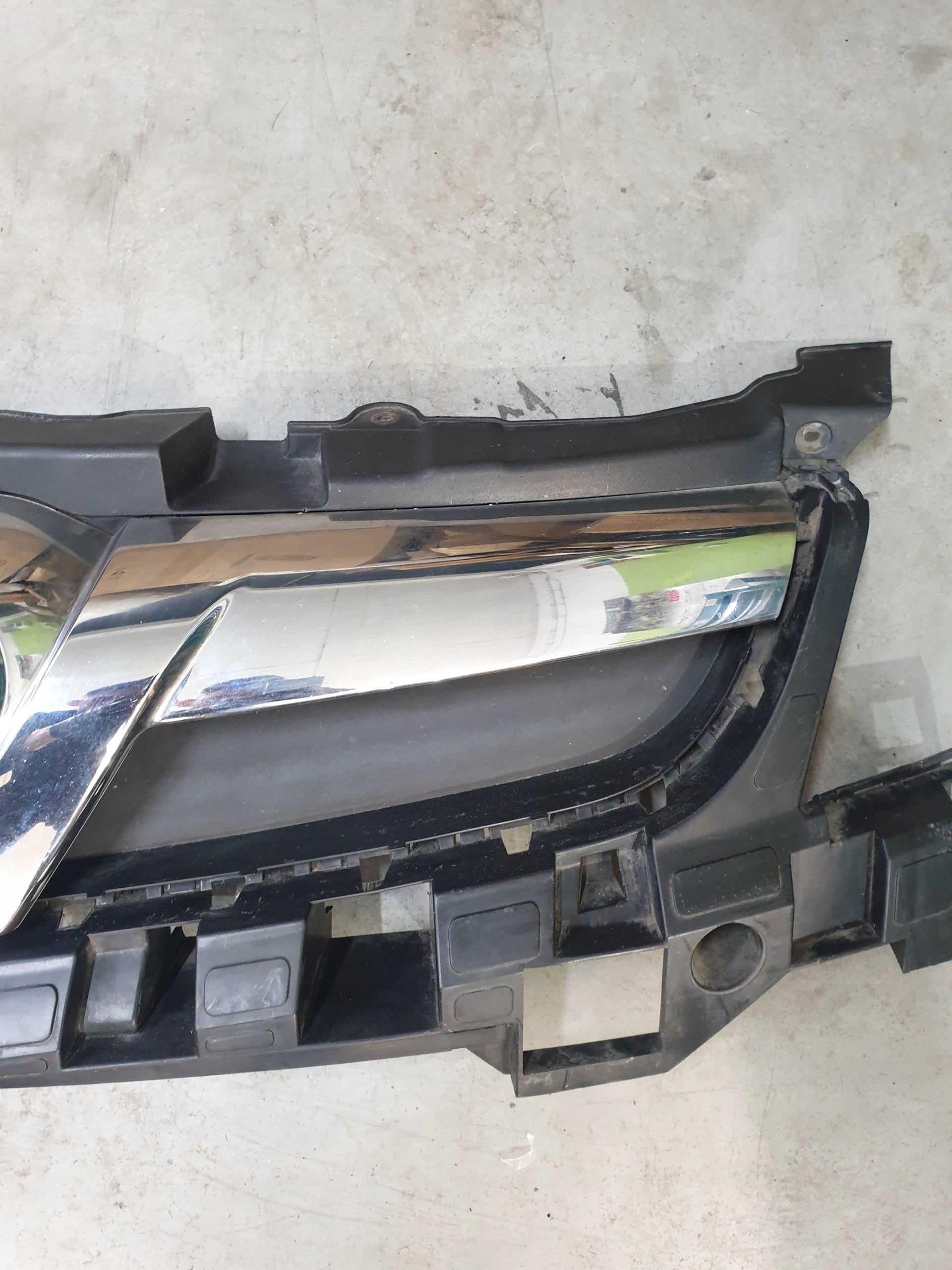 Kühlergrill Opel H 1 F VECTRA L G FRONTGRILL 13260028 Kühlergitter