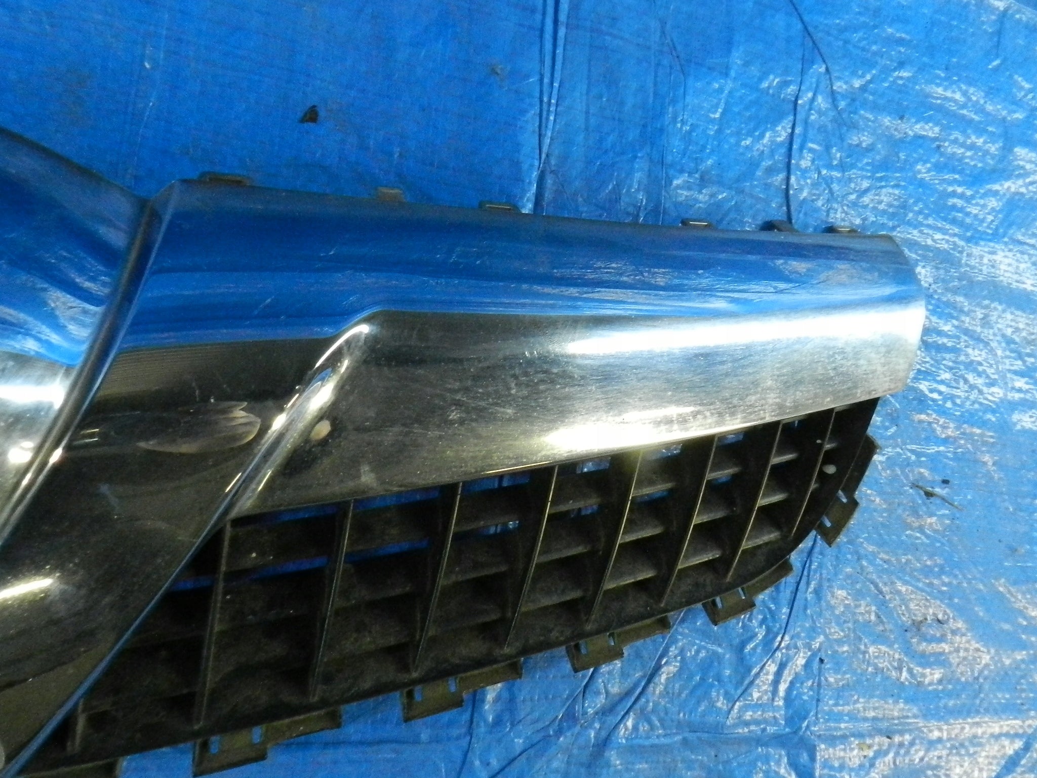 Kühlergrill Opel H F VECTRA L G FRONTGRILL 13197512 Kühlergitter